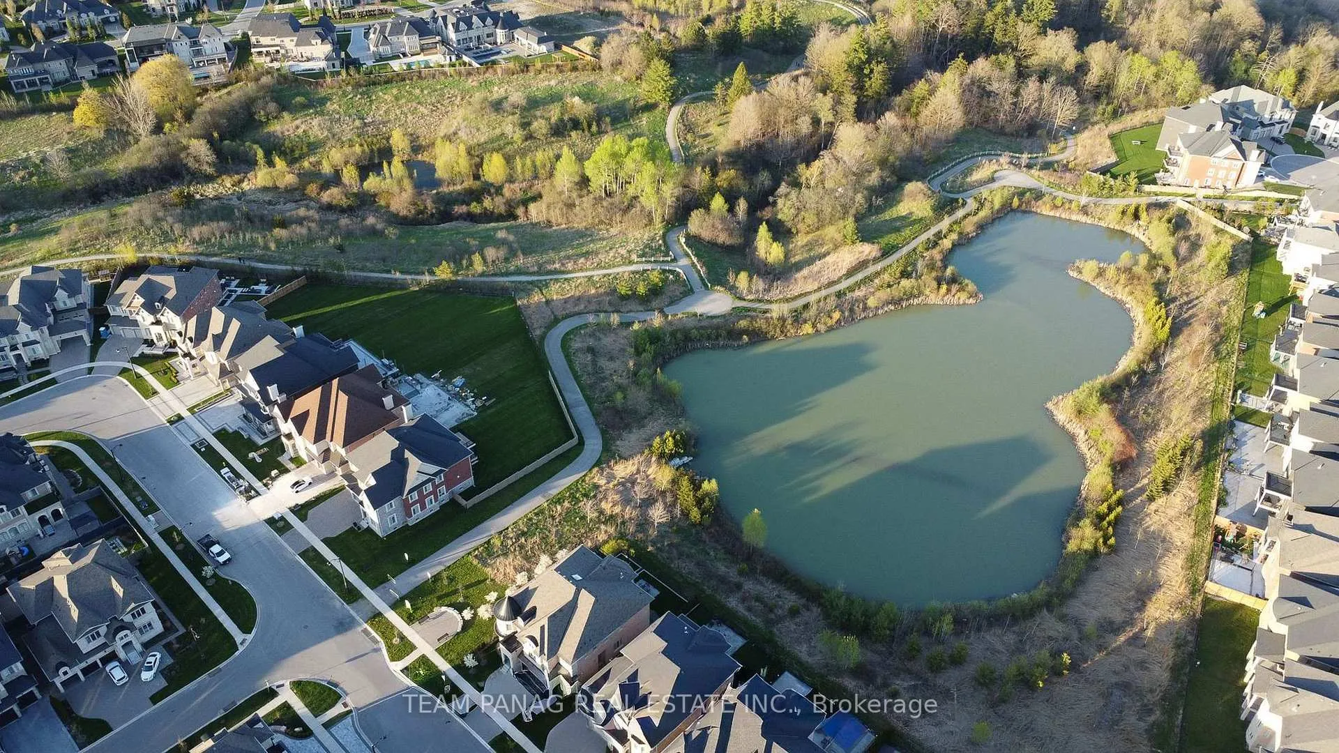 Photo 47 of 71 Nave Street, Vaughan, Kleinburg — HOMEH