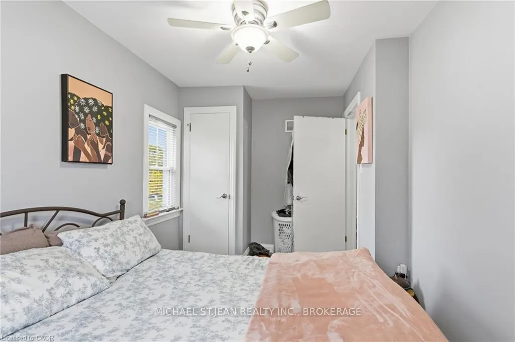 Photo 18 of 162 St. George Street, Welland, Broadway — HOMEH