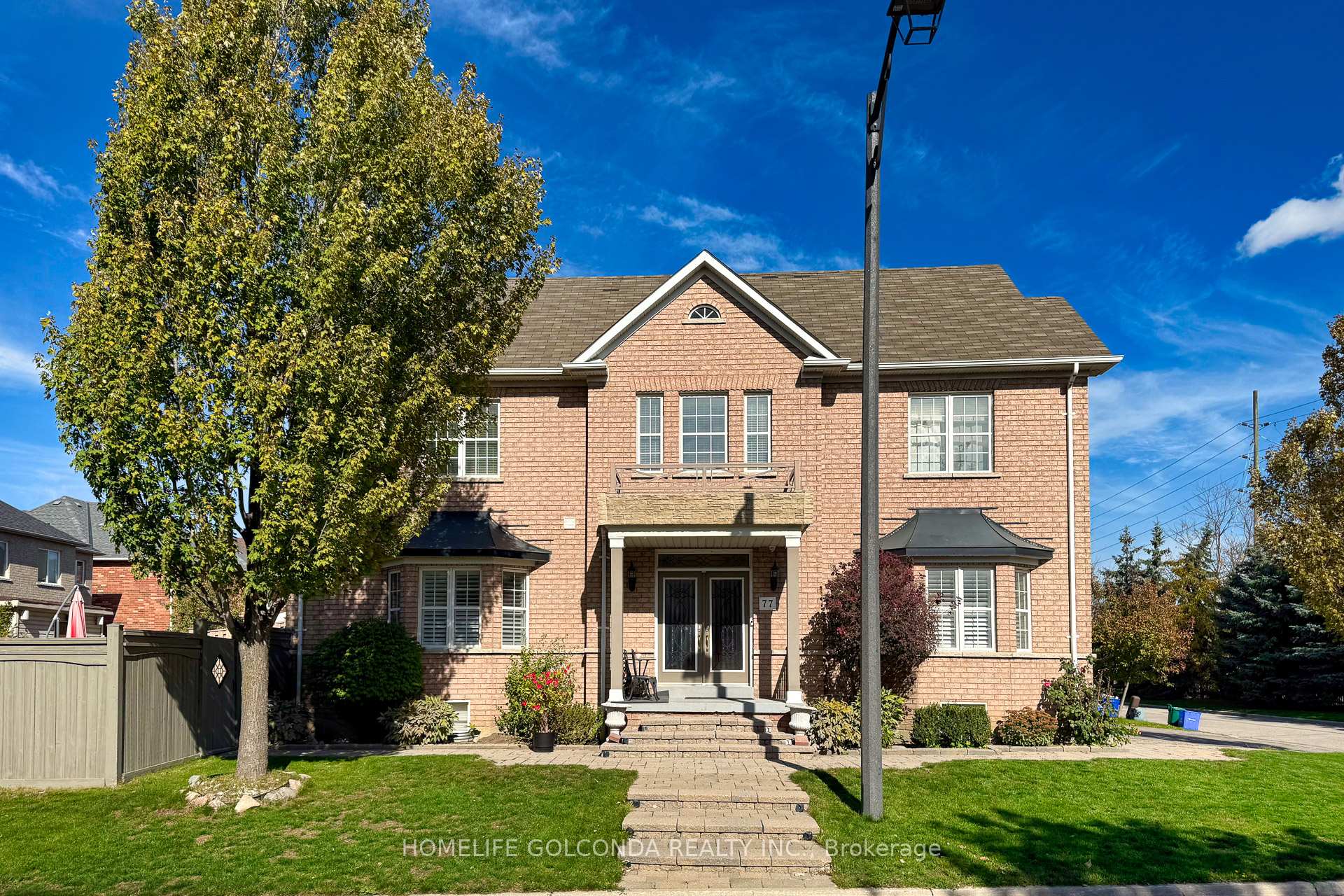 Photo 1 of 77 Arco Circle, Vaughan, Maple — HOMEH
