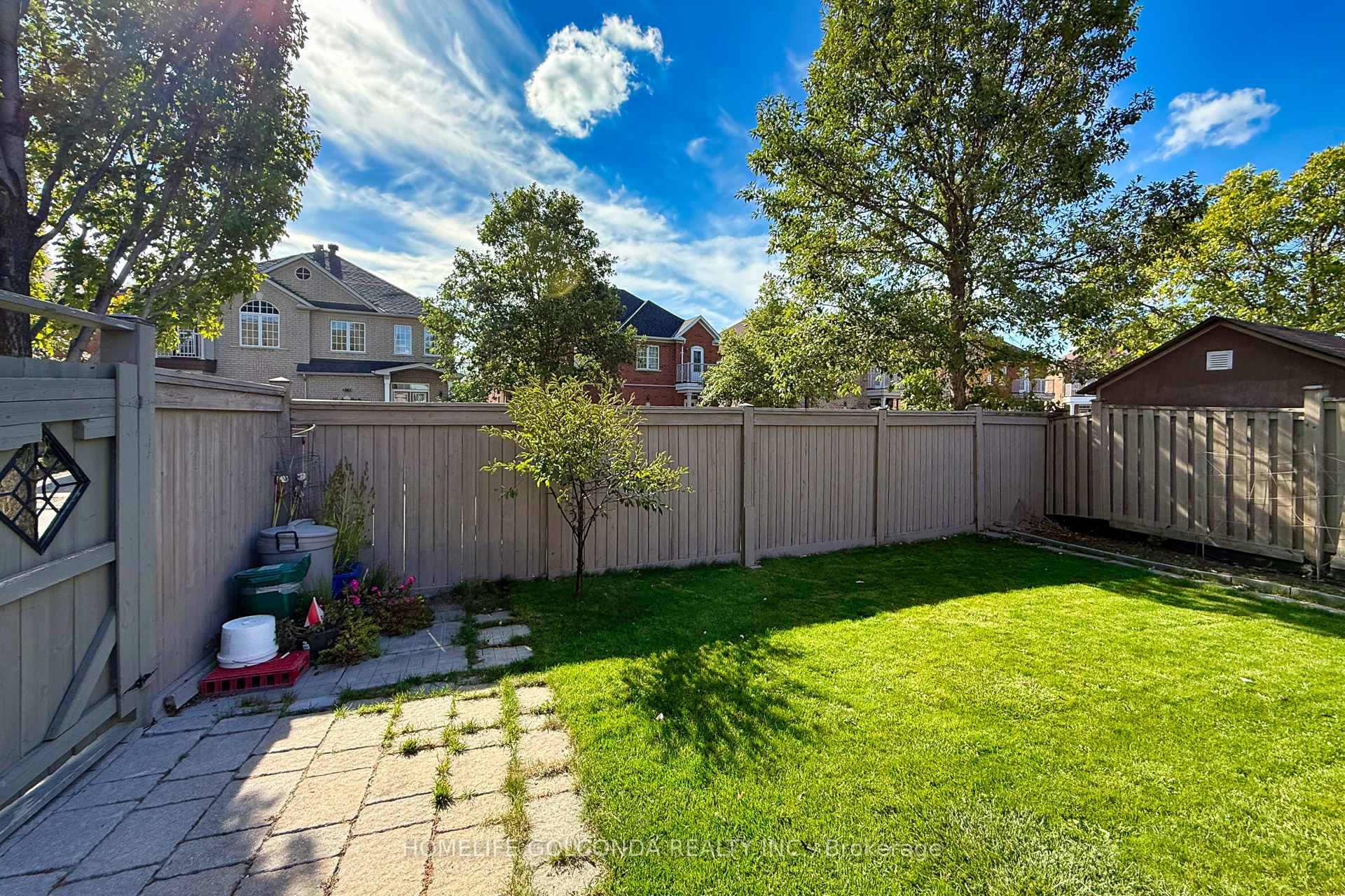 Photo 31 of 77 Arco Circle, Vaughan, Maple — HOMEH