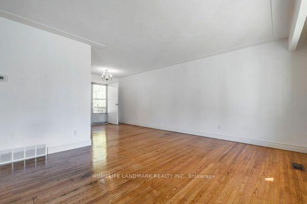 Photo 7 of 54 Cardill Crescent, Waterloo, Lakeshore Village — HOMEH