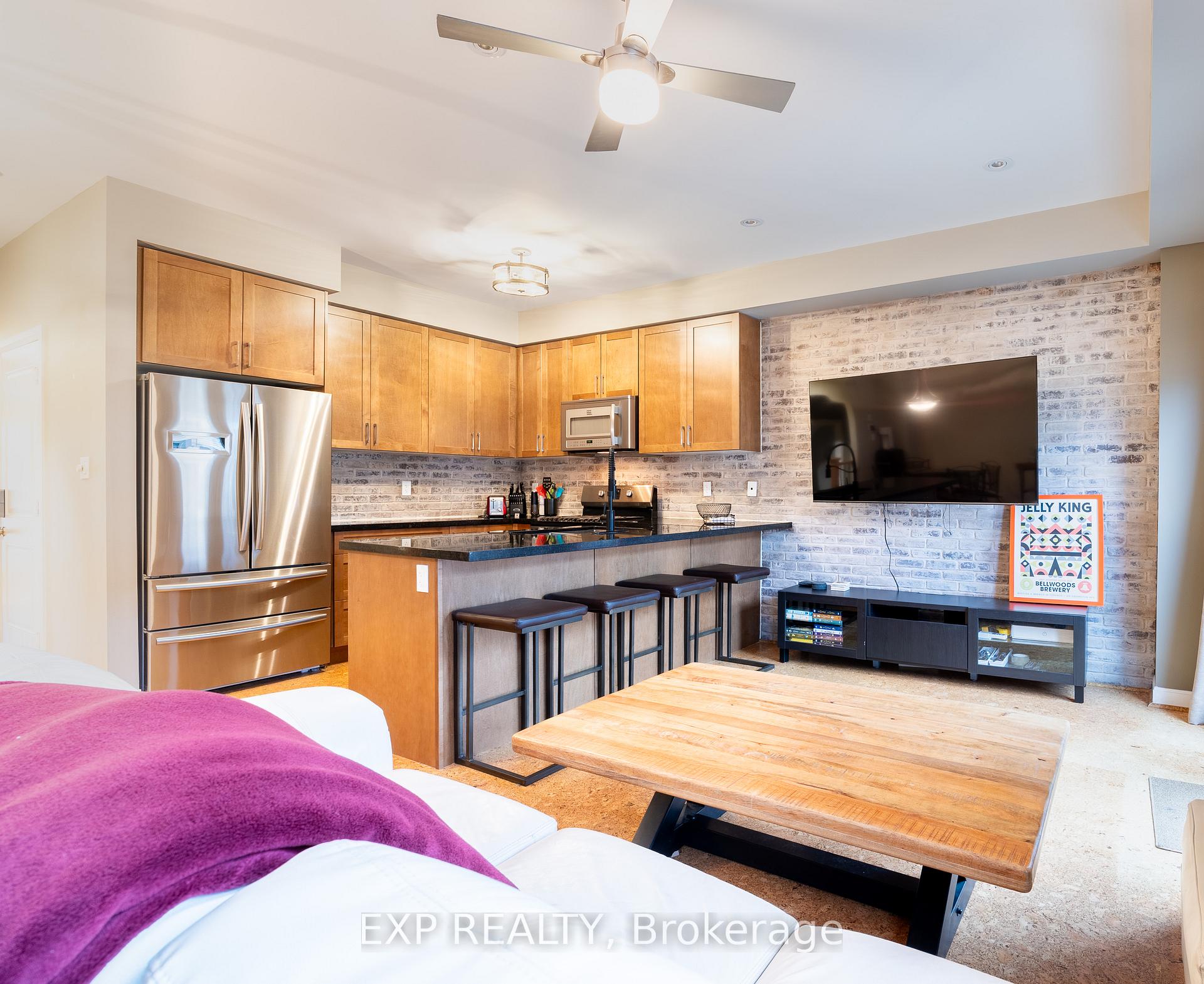 Photo 8 of 43 Longshore Way, Whitby, Port Whitby — HOMEH