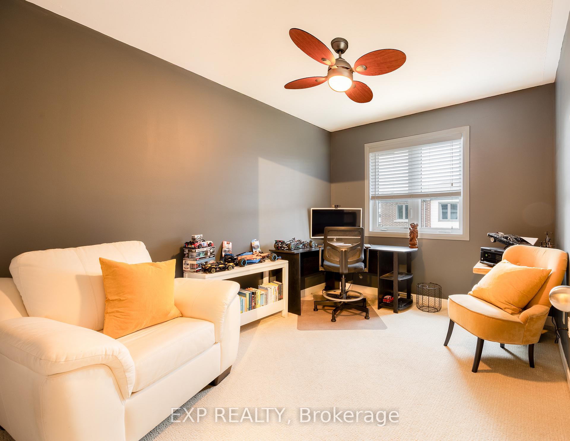 Photo 17 of 43 Longshore Way, Whitby, Port Whitby — HOMEH