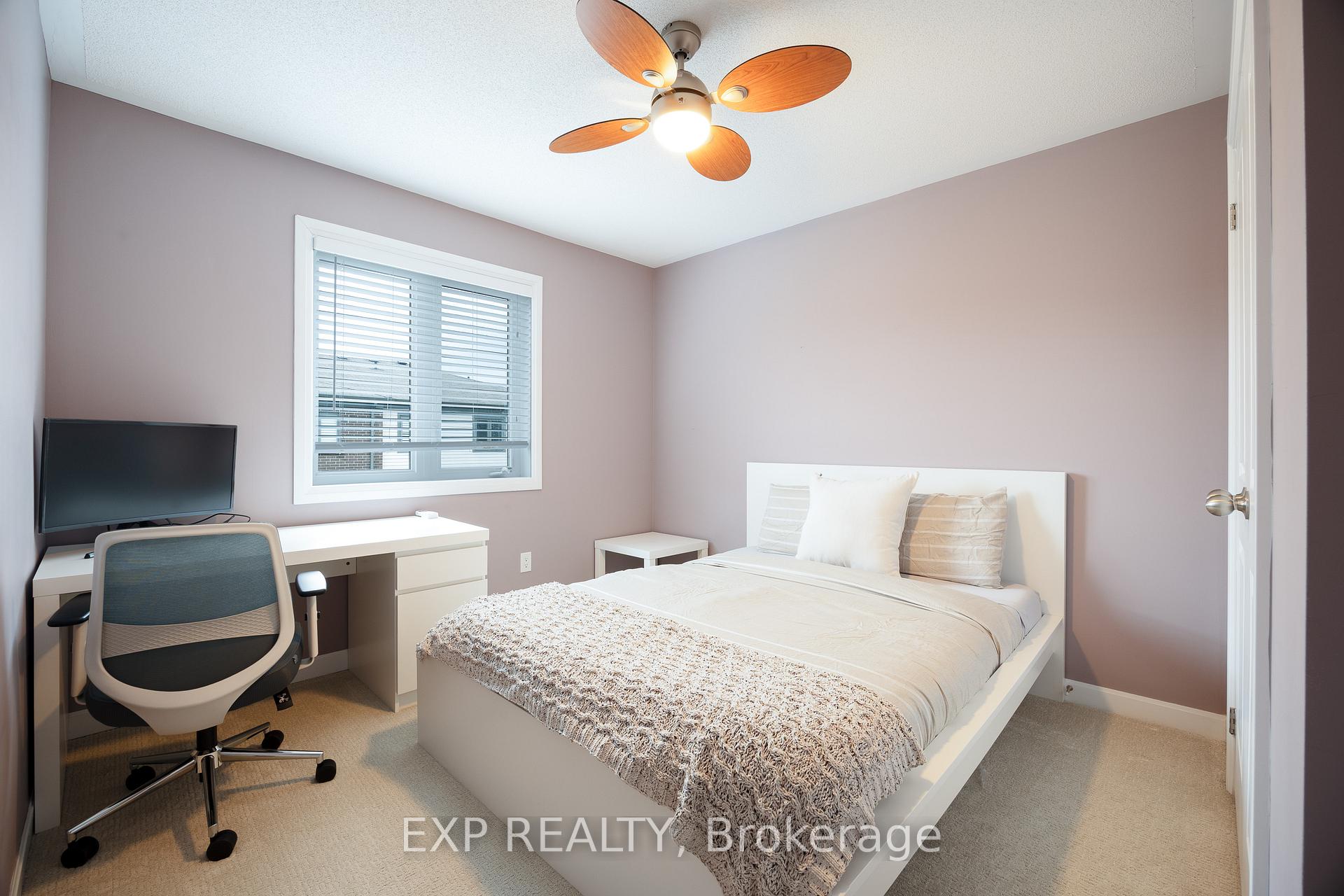 Photo 18 of 43 Longshore Way, Whitby, Port Whitby — HOMEH