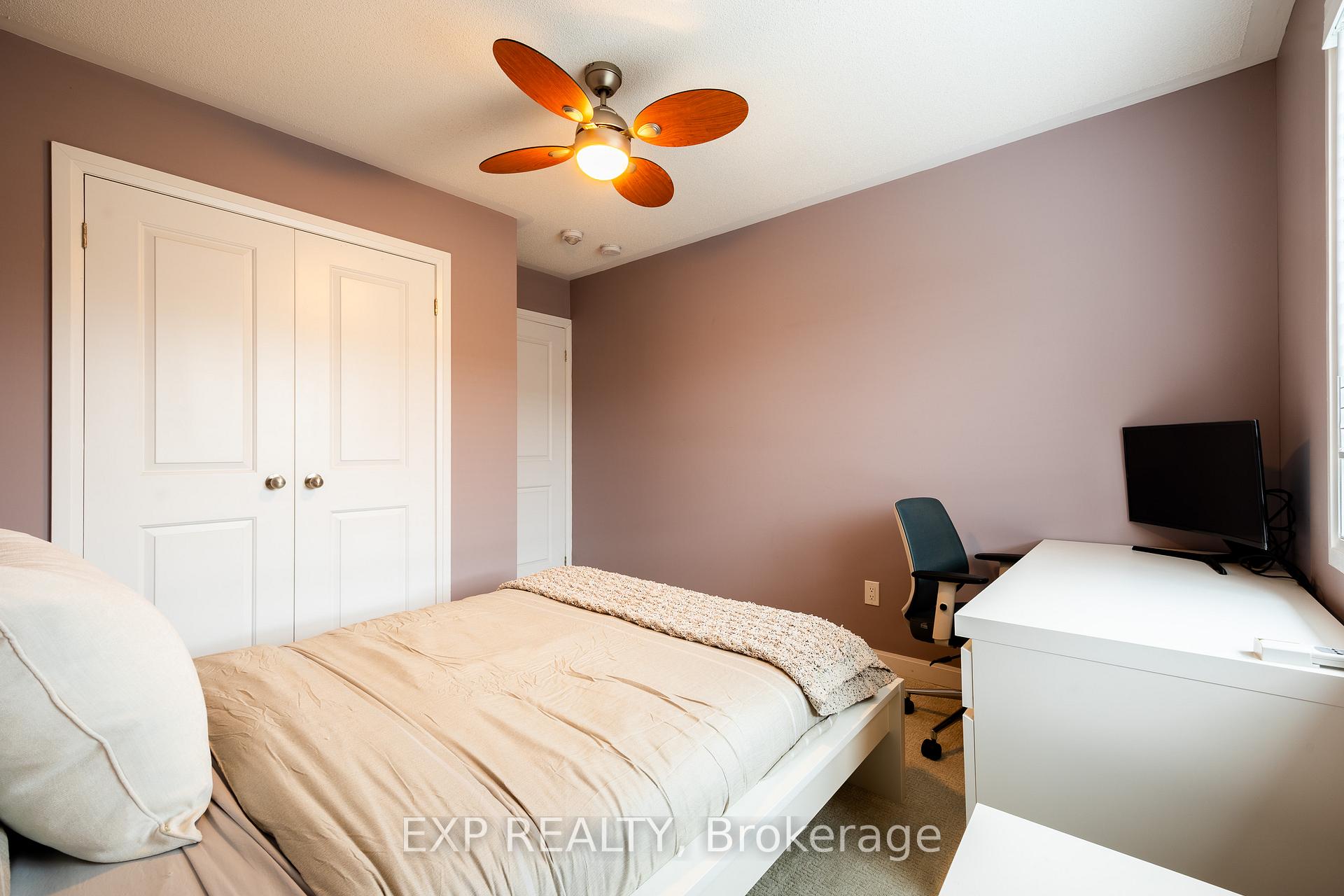 Photo 19 of 43 Longshore Way, Whitby, Port Whitby — HOMEH
