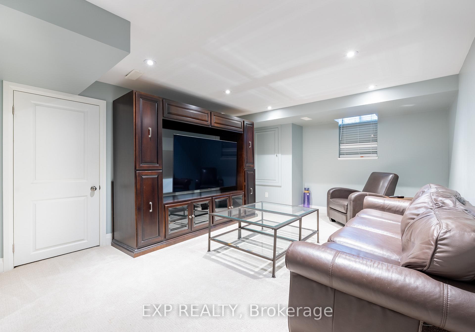 Photo 23 of 43 Longshore Way, Whitby, Port Whitby — HOMEH