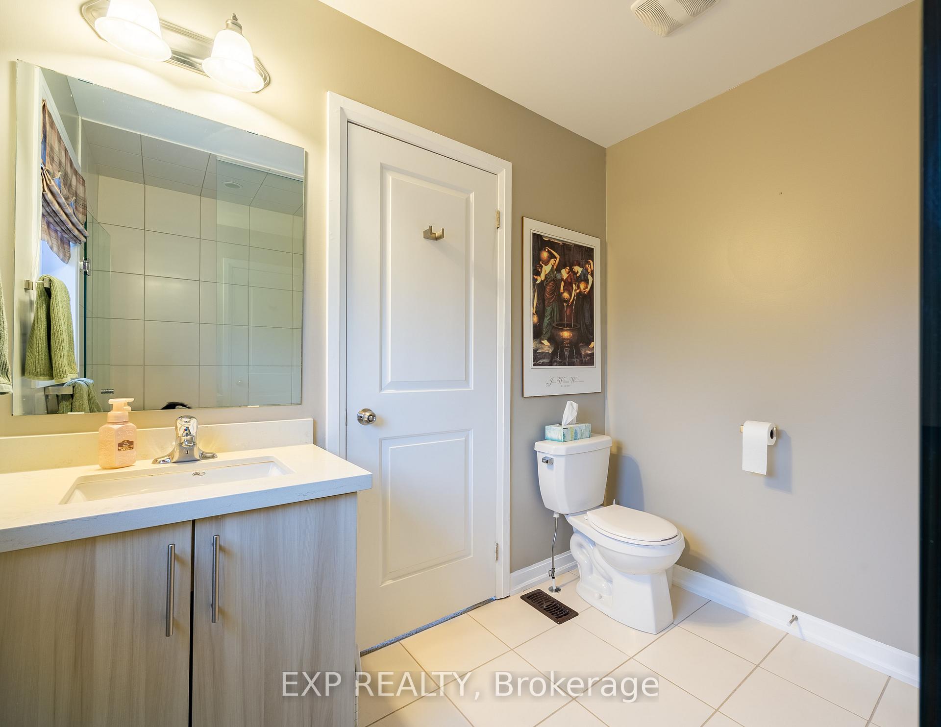 Photo 28 of 43 Longshore Way, Whitby, Port Whitby — HOMEH