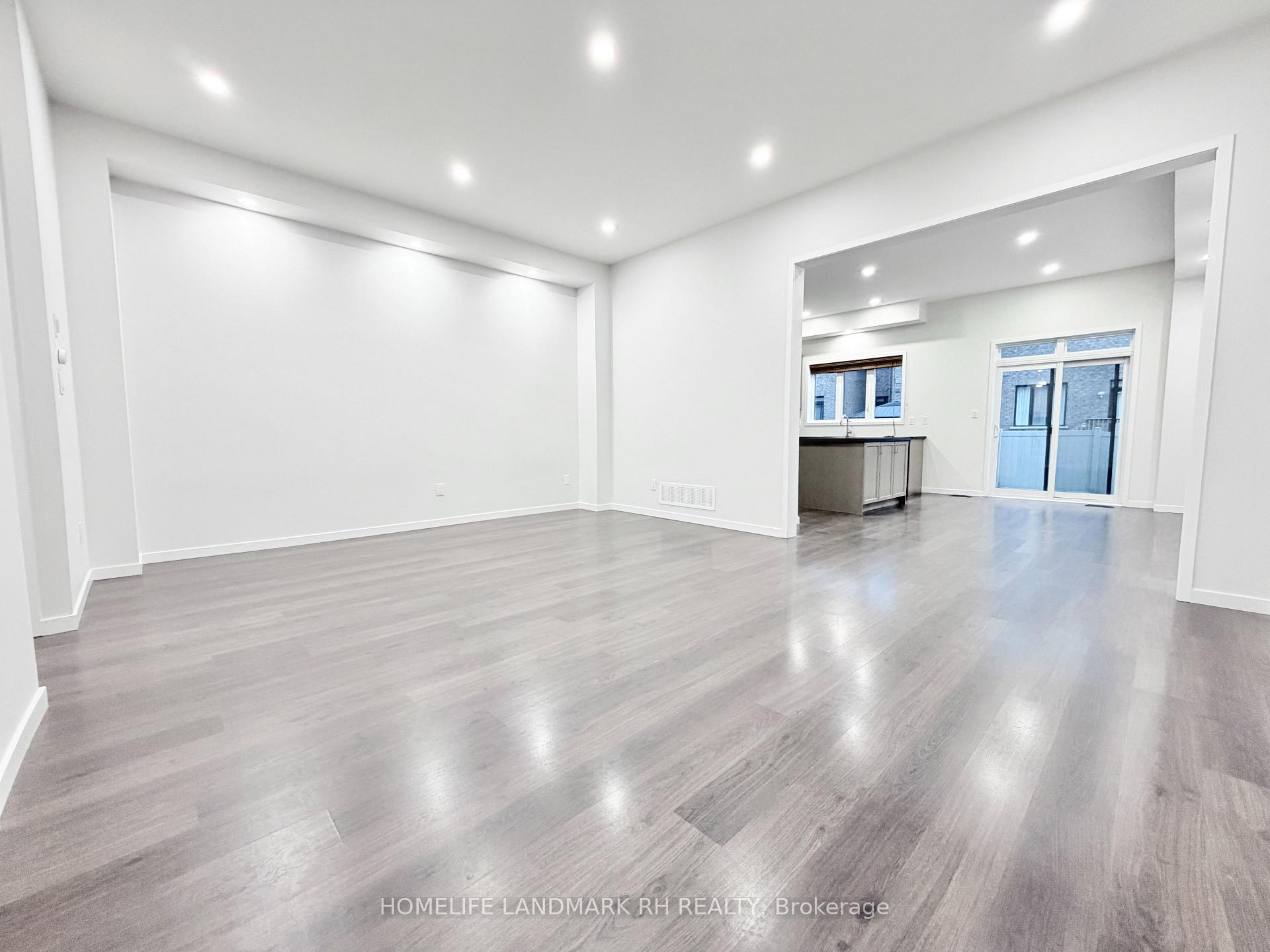 Photo 6 of 219 Elyse Court, Aurora, Bayview Wellington — HOMEH
