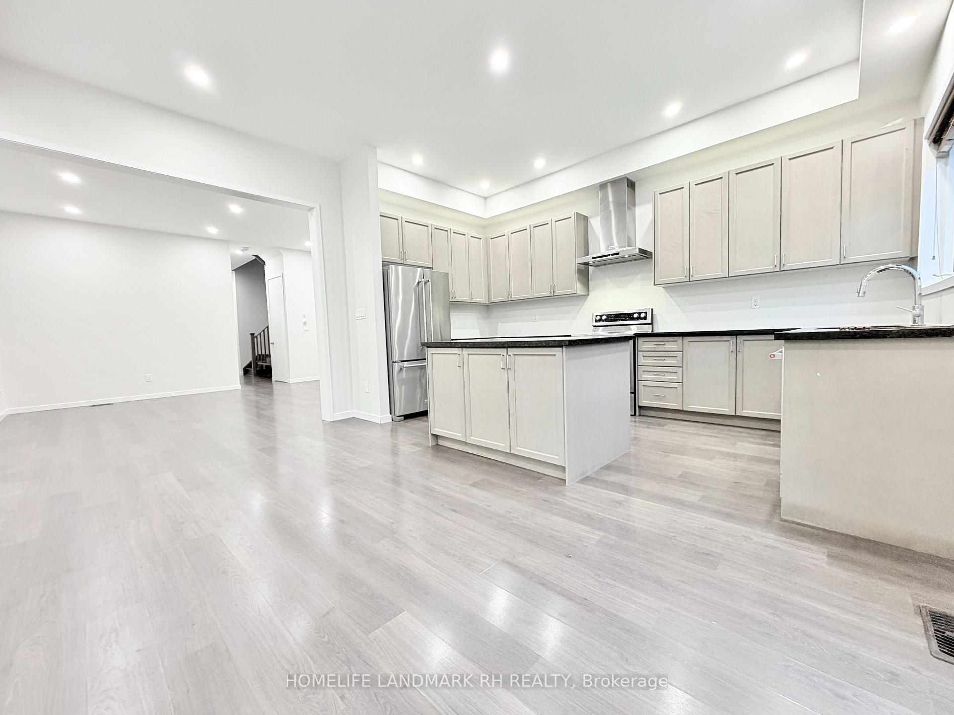 Photo 14 of 219 Elyse Court, Aurora, Bayview Wellington — HOMEH
