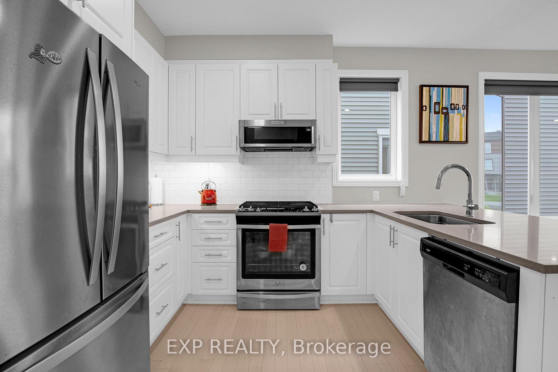 Photo 16 of 1082 Chapman Mills Drive, Ottawa, Barrhaven - Heritage Park — HOMEH
