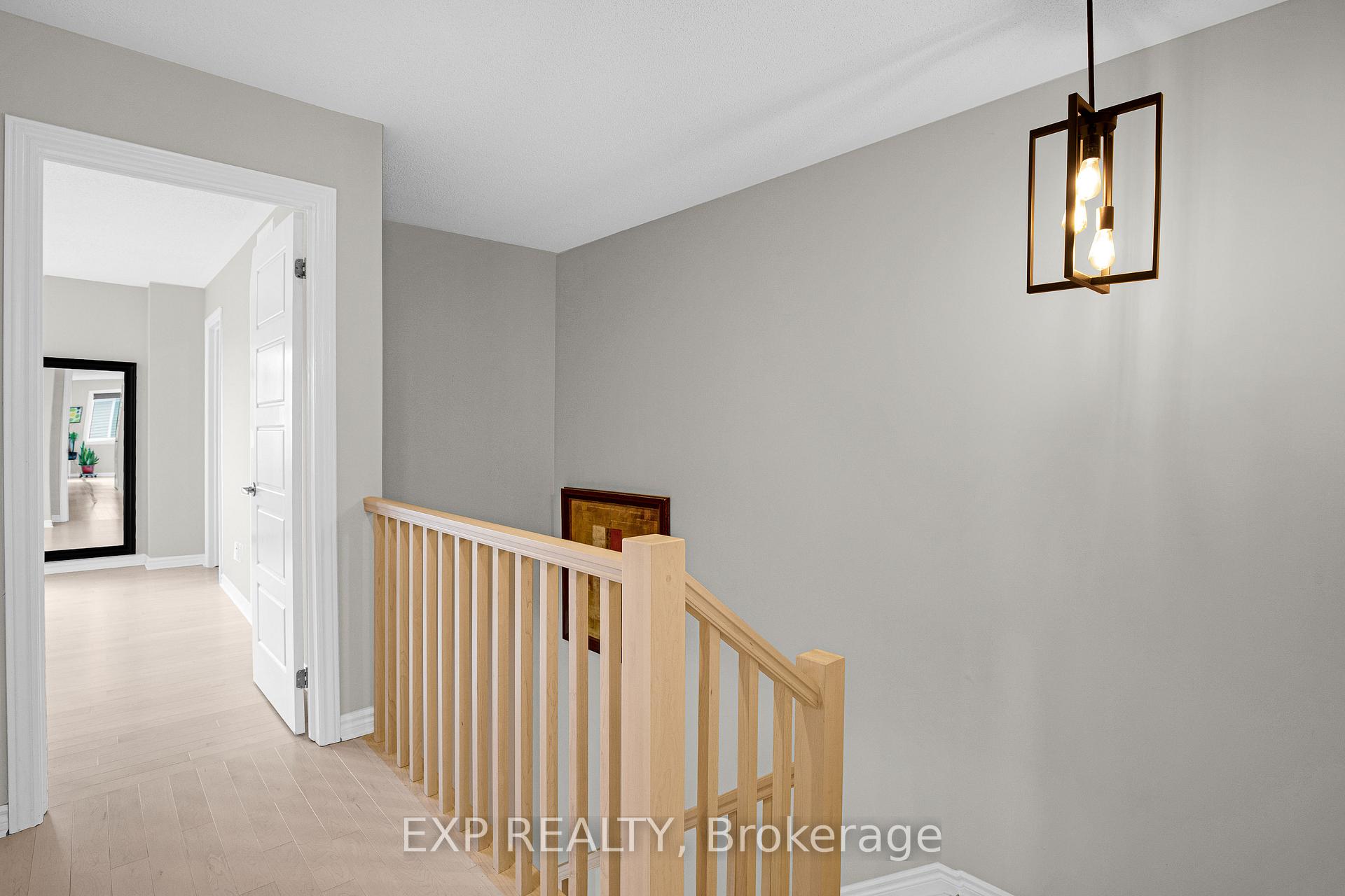 Photo 14 of 1082 Chapman Mills Drive, Ottawa, Barrhaven - Heritage Park — HOMEH
