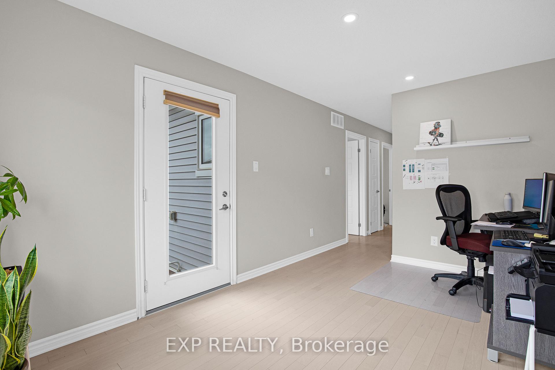 Photo 24 of 1082 Chapman Mills Drive, Ottawa, Barrhaven - Heritage Park — HOMEH
