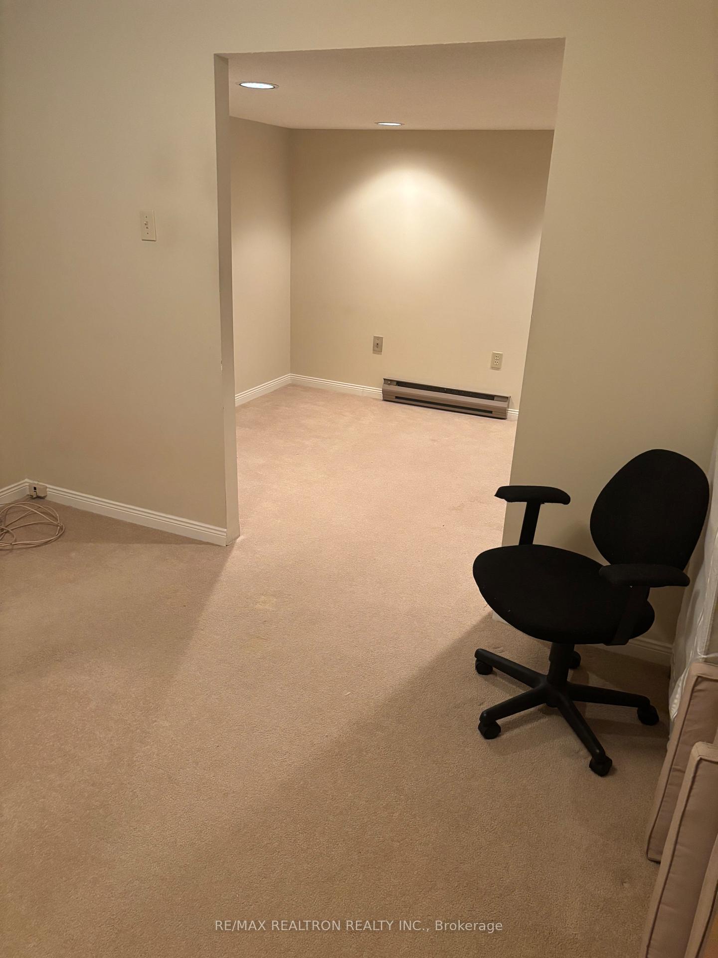 Photo 18 of 206 Glenmanor Way, Vaughan, Crestwood-Springfarm-Yorkhill — HOMEH