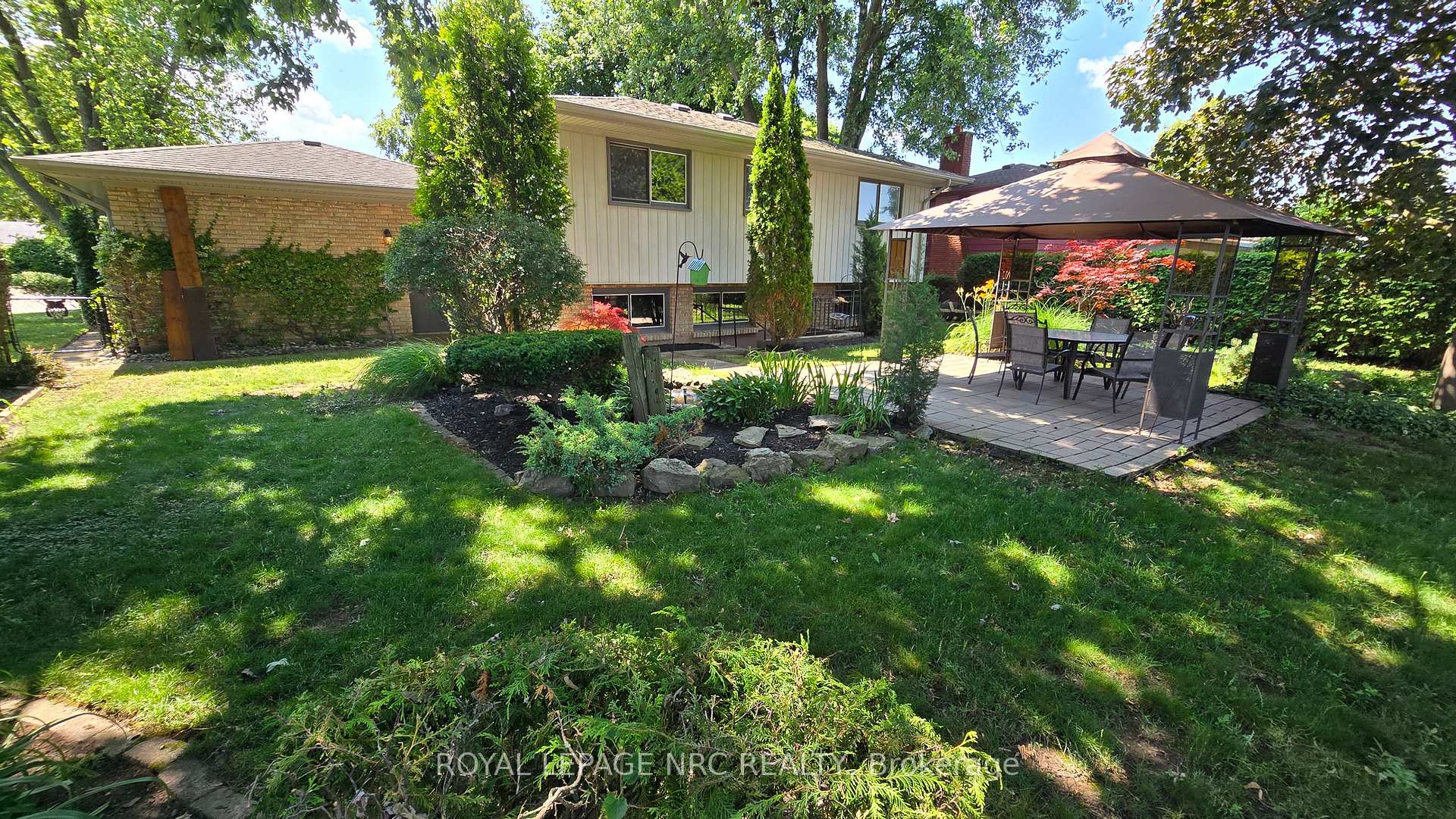 Photo 38 of 34 McColl Drive, Welland, N. Welland — HOMEH
