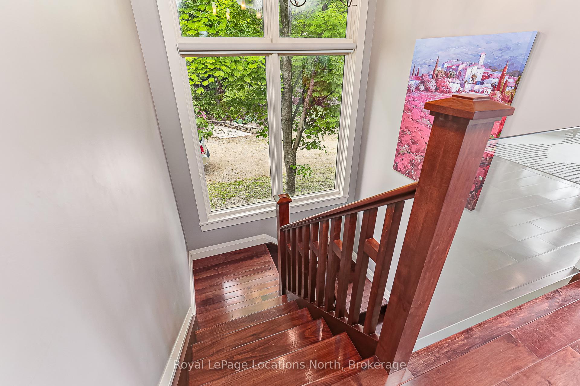 Photo 33 of 169 Aspen Way, Blue Mountains — HOMEH