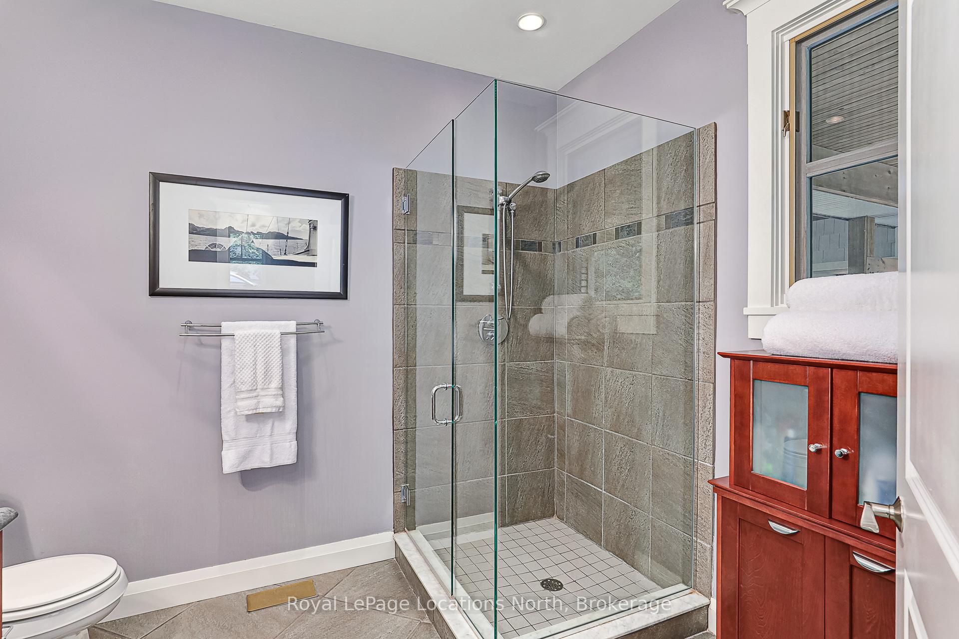 Photo 23 of 169 Aspen Way, Blue Mountains — HOMEH