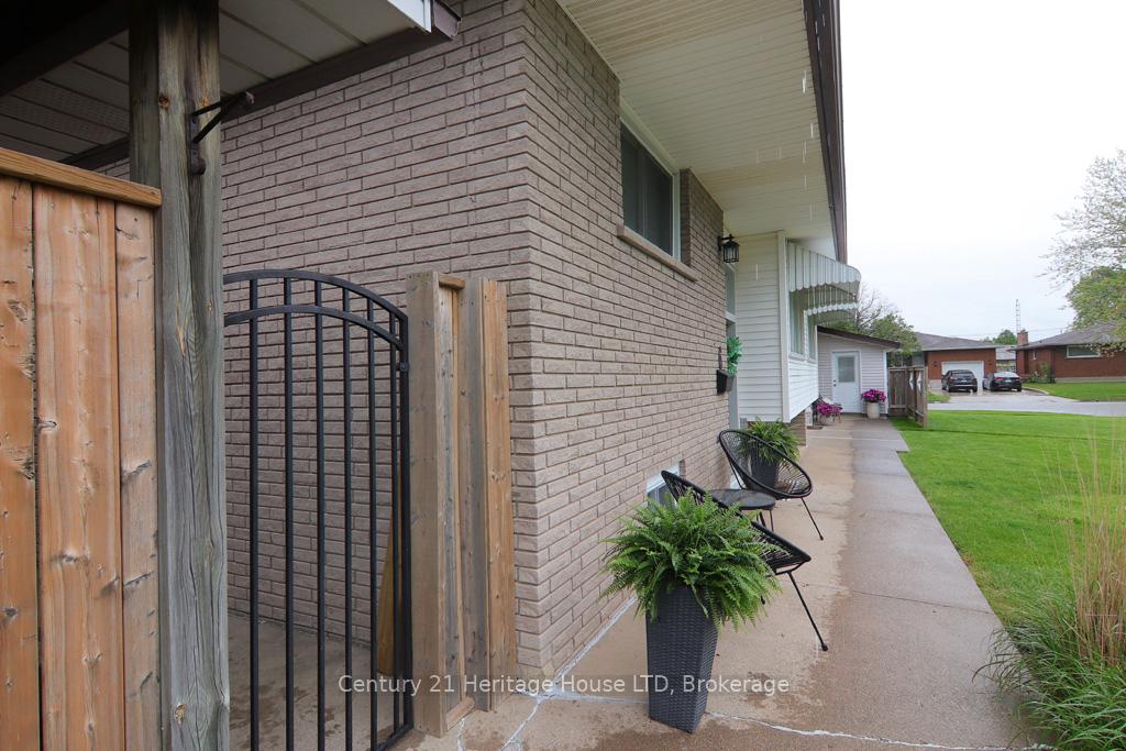 Photo 4 of 6 Ridley Avenue, Welland, Lincoln/Crowland — HOMEH