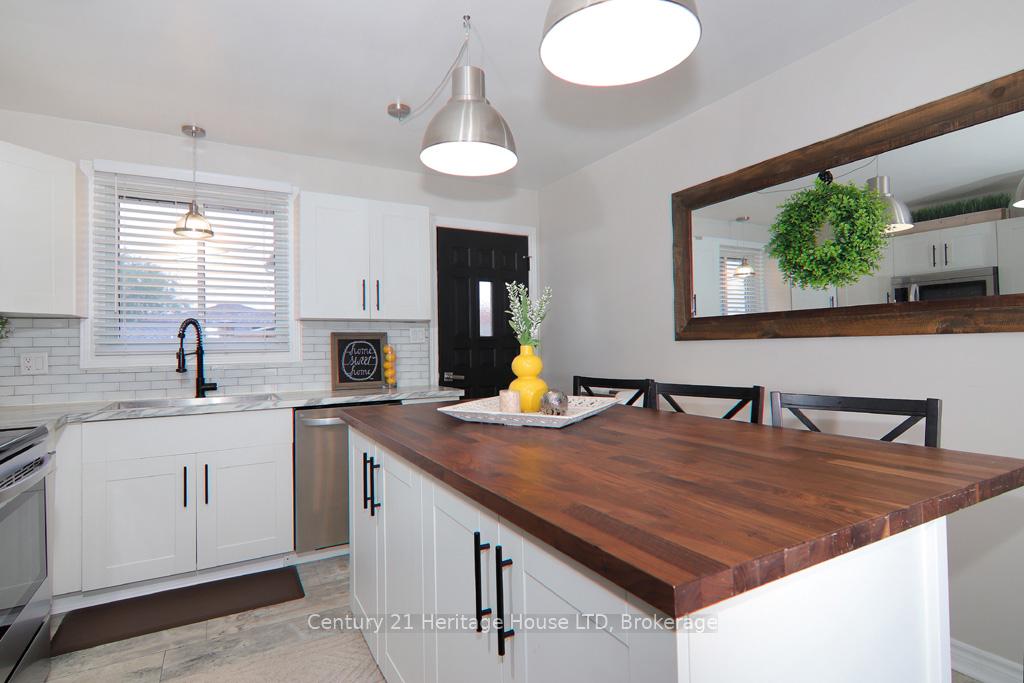 Photo 12 of 6 Ridley Avenue, Welland, Lincoln/Crowland — HOMEH