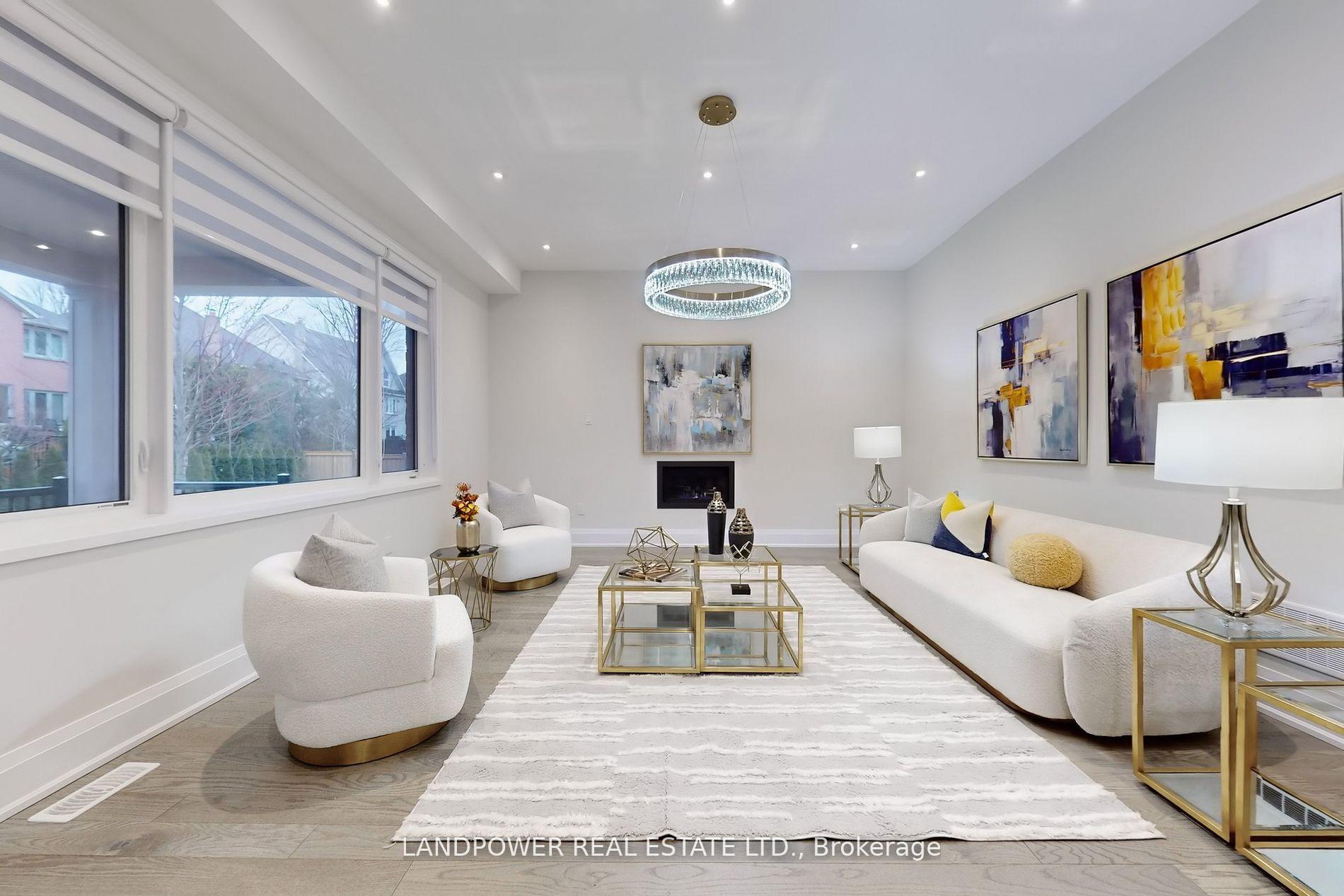 Photo 6 of 52 Klees Crescent, Aurora, Aurora Highlands — HOMEH