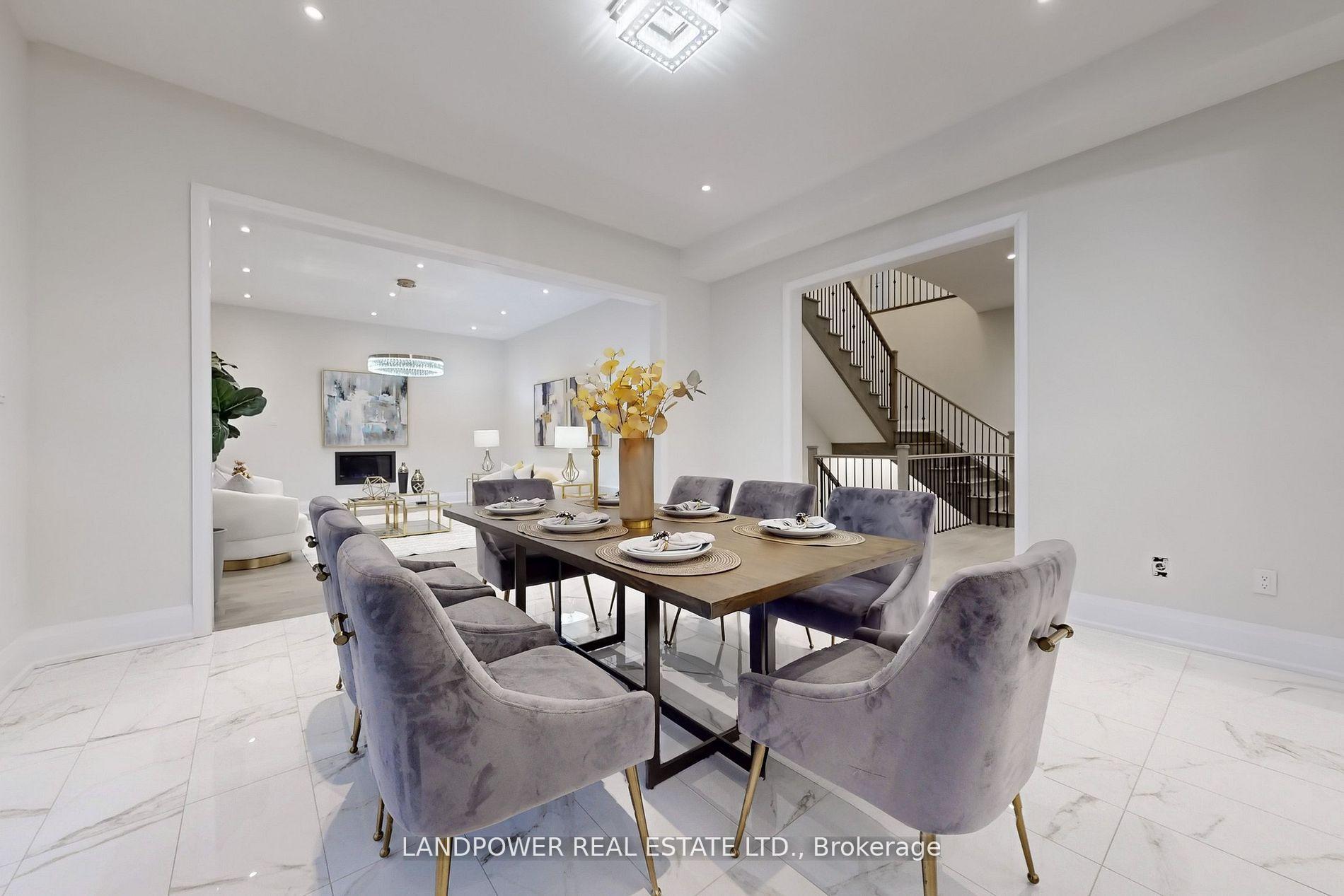 Photo 9 of 52 Klees Crescent, Aurora, Aurora Highlands — HOMEH