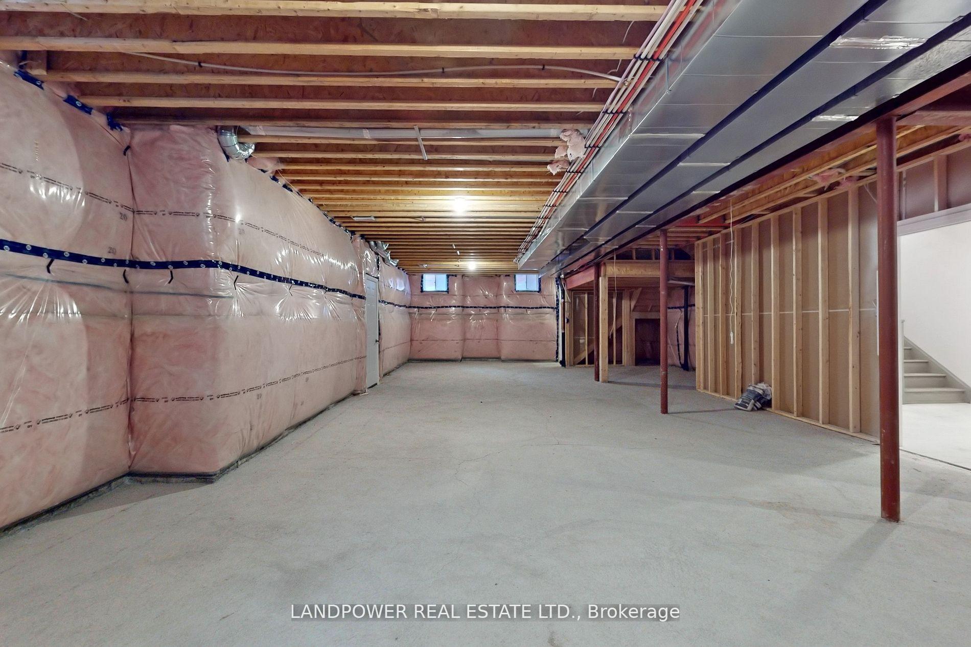 Photo 28 of 52 Klees Crescent, Aurora, Aurora Highlands — HOMEH
