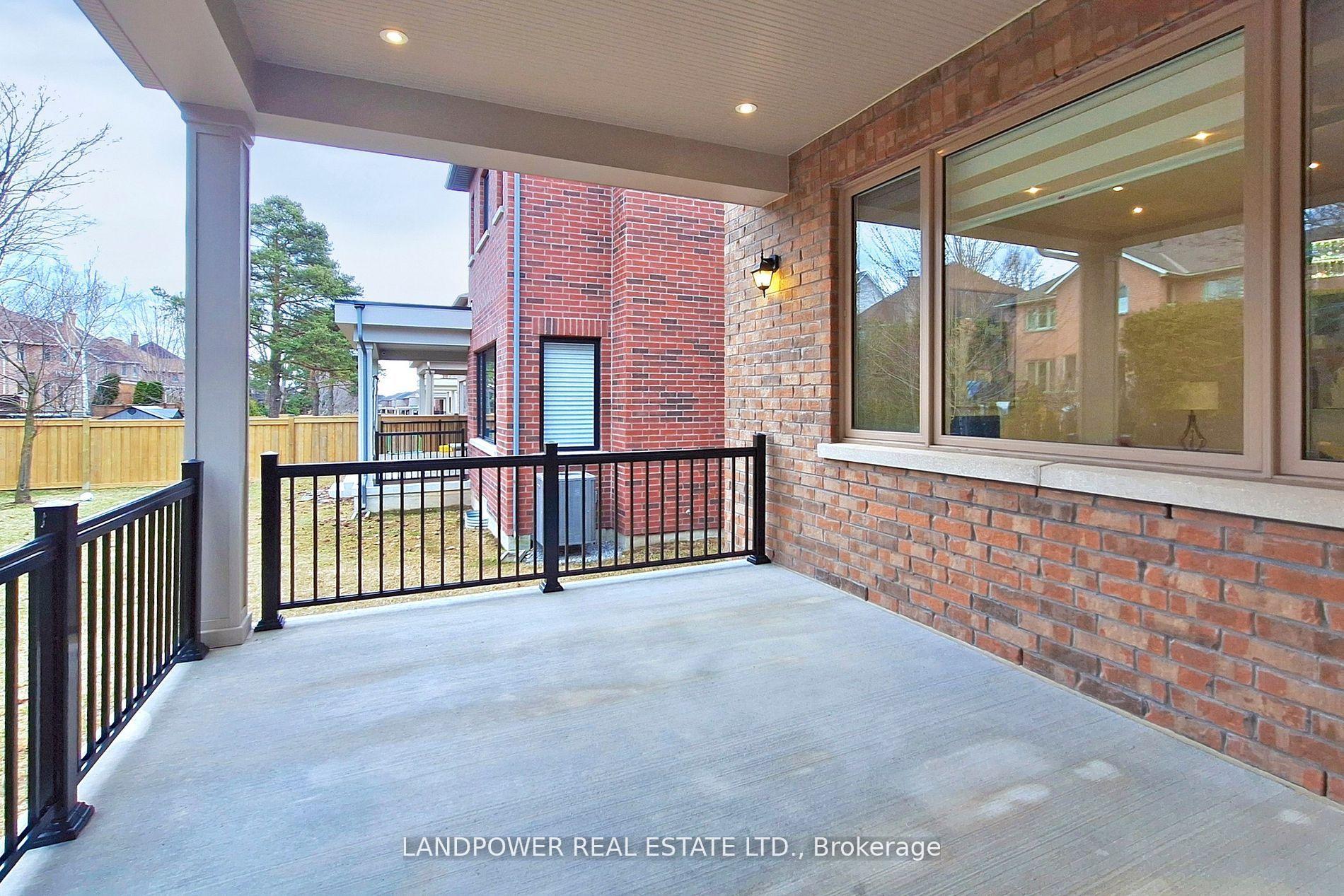 Photo 33 of 52 Klees Crescent, Aurora, Aurora Highlands — HOMEH