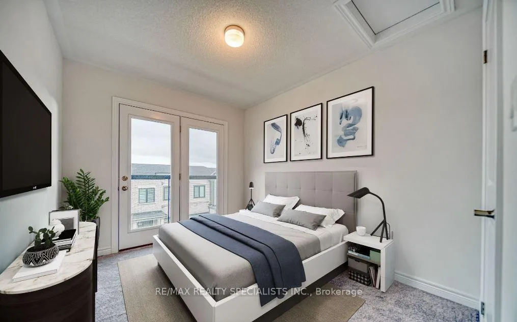 Photo 22 of 53 Sorbara Way, Whitby, Brooklin — HOMEH