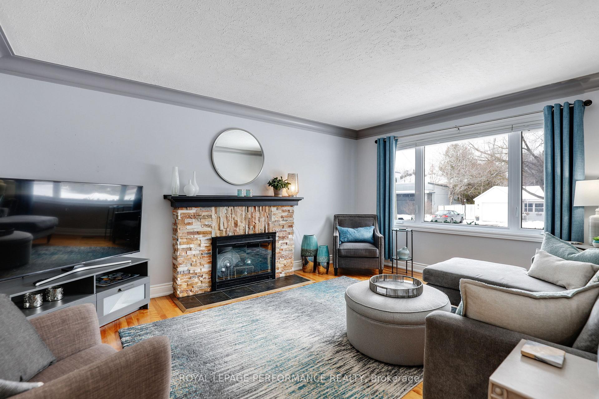 Photo 3 of 2195 Prospect Avenue, Ottawa, Alta Vista — HOMEH