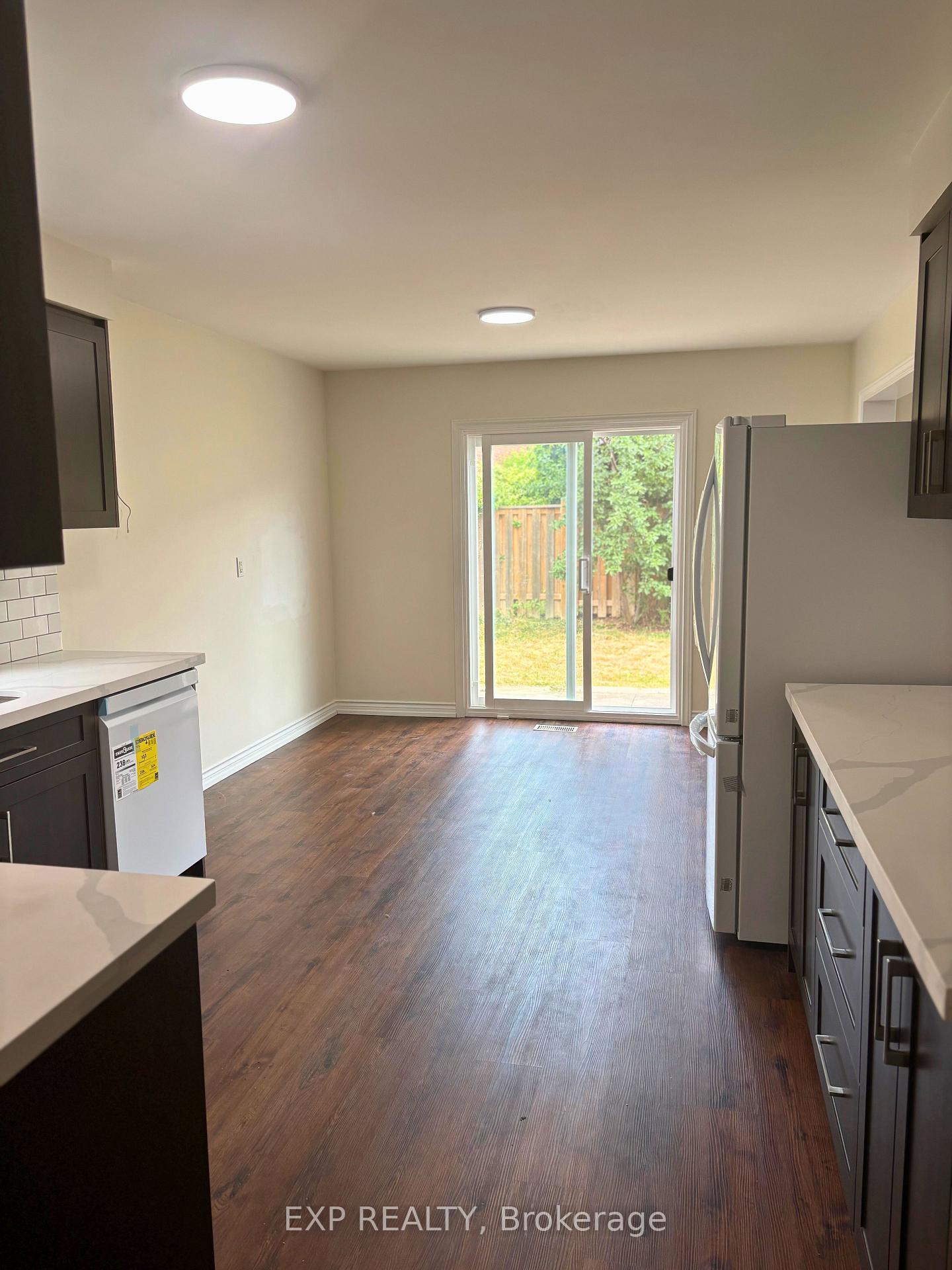 Photo 6 of 50 Jackman Crescent, Vaughan, West Woodbridge — HOMEH