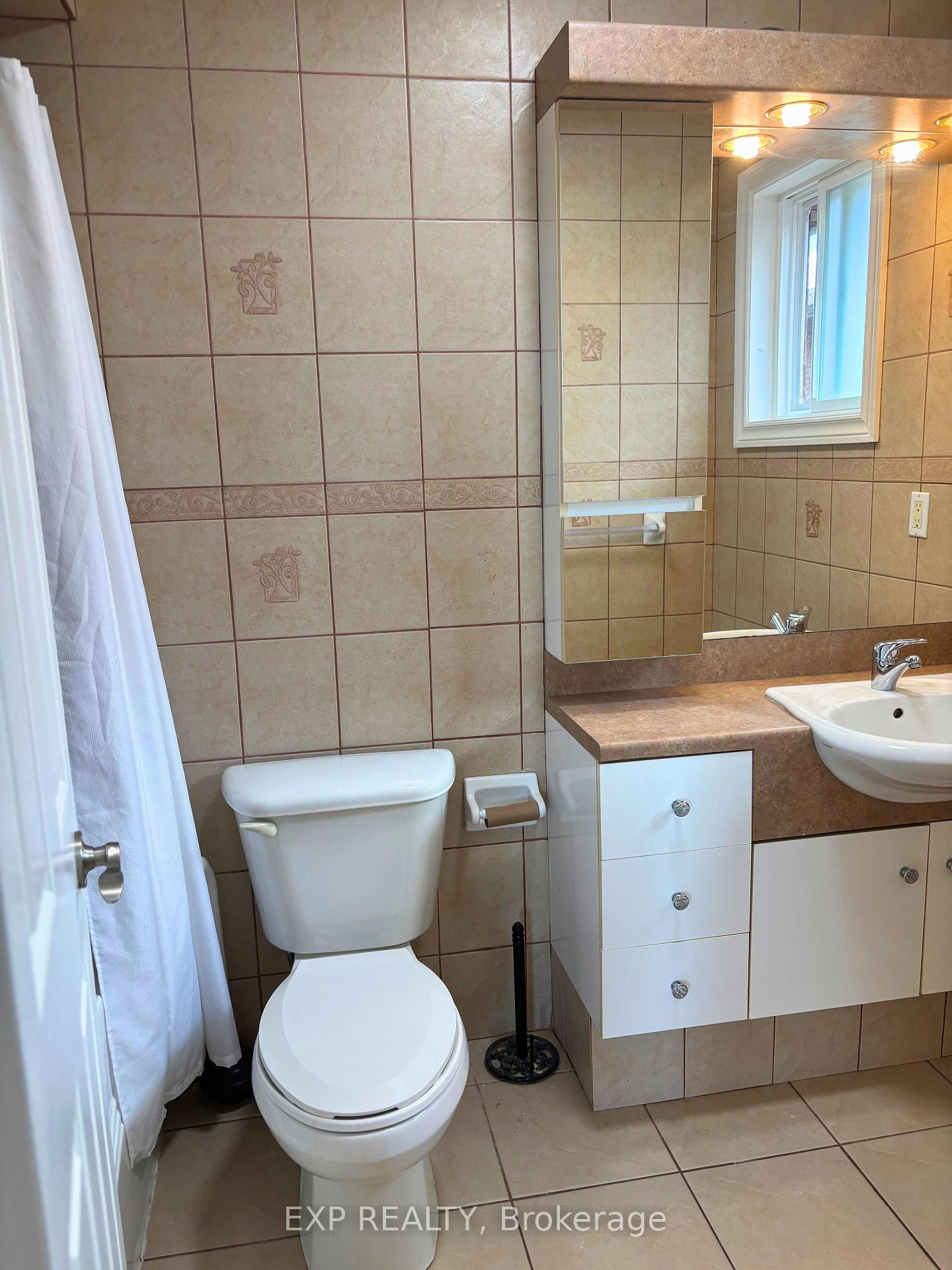 Photo 13 of 50 Jackman Crescent, Vaughan, West Woodbridge — HOMEH