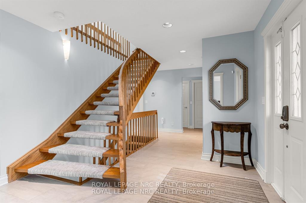 Photo 9 of 11 Stefanie Crescent, Welland, Prince Charles — HOMEH
