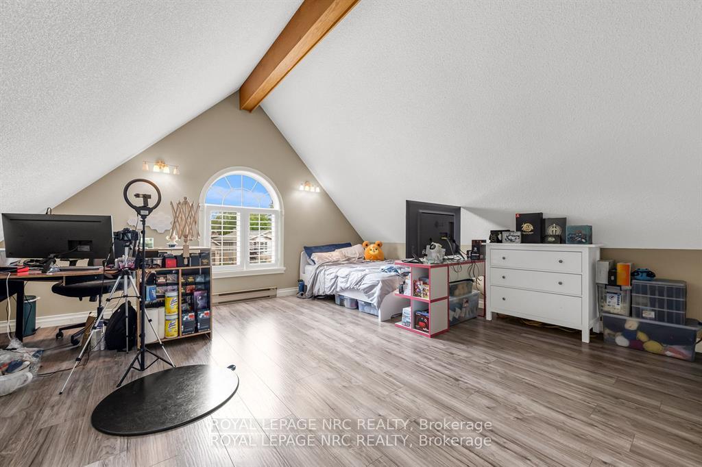 Photo 31 of 11 Stefanie Crescent, Welland, Prince Charles — HOMEH