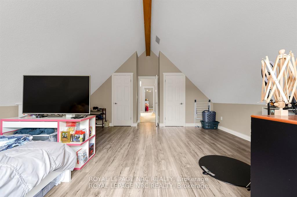 Photo 32 of 11 Stefanie Crescent, Welland, Prince Charles — HOMEH