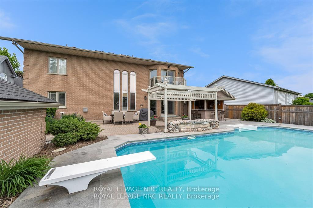 Photo 39 of 11 Stefanie Crescent, Welland, Prince Charles — HOMEH