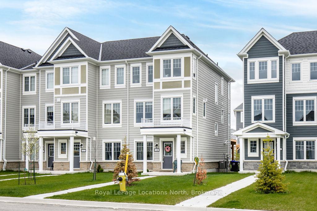 Photo 2 of 14 Abby Drive, Wasaga Beach — HOMEH