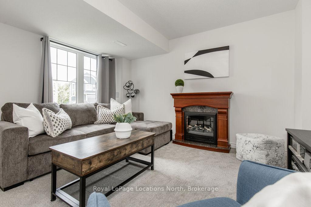 Photo 4 of 14 Abby Drive, Wasaga Beach — HOMEH