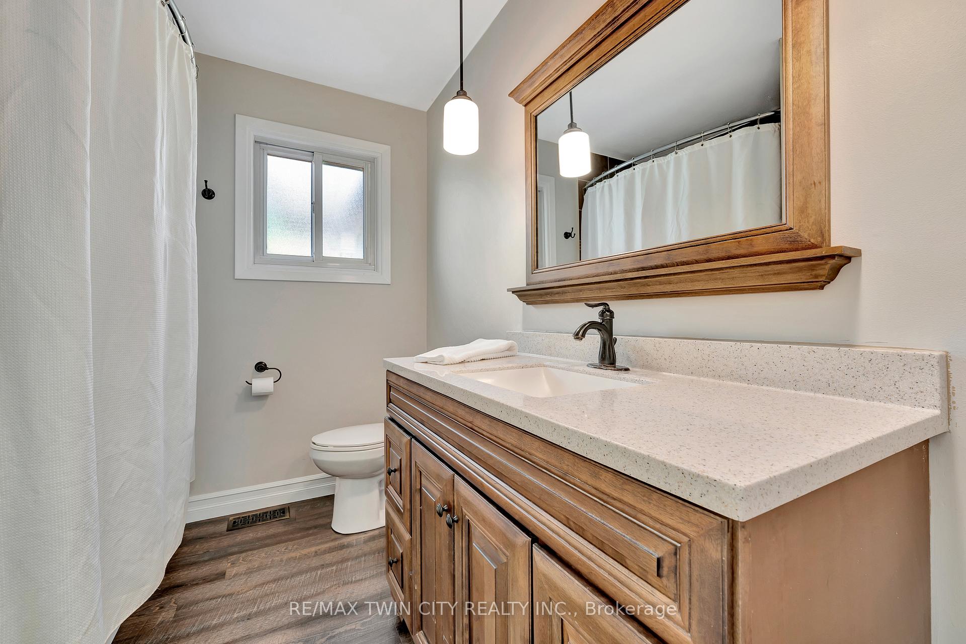 Photo 22 of 588 Highpoint Avenue, Waterloo — HOMEH