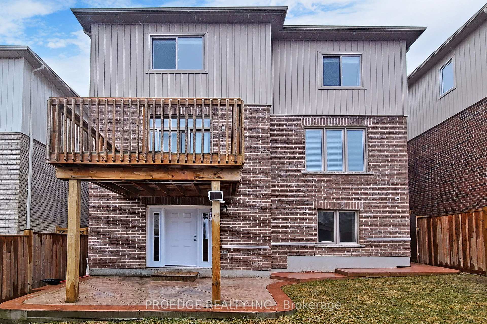 Photo 48 of 361 Beechdrops Drive, Waterloo, Vista Hills — HOMEH