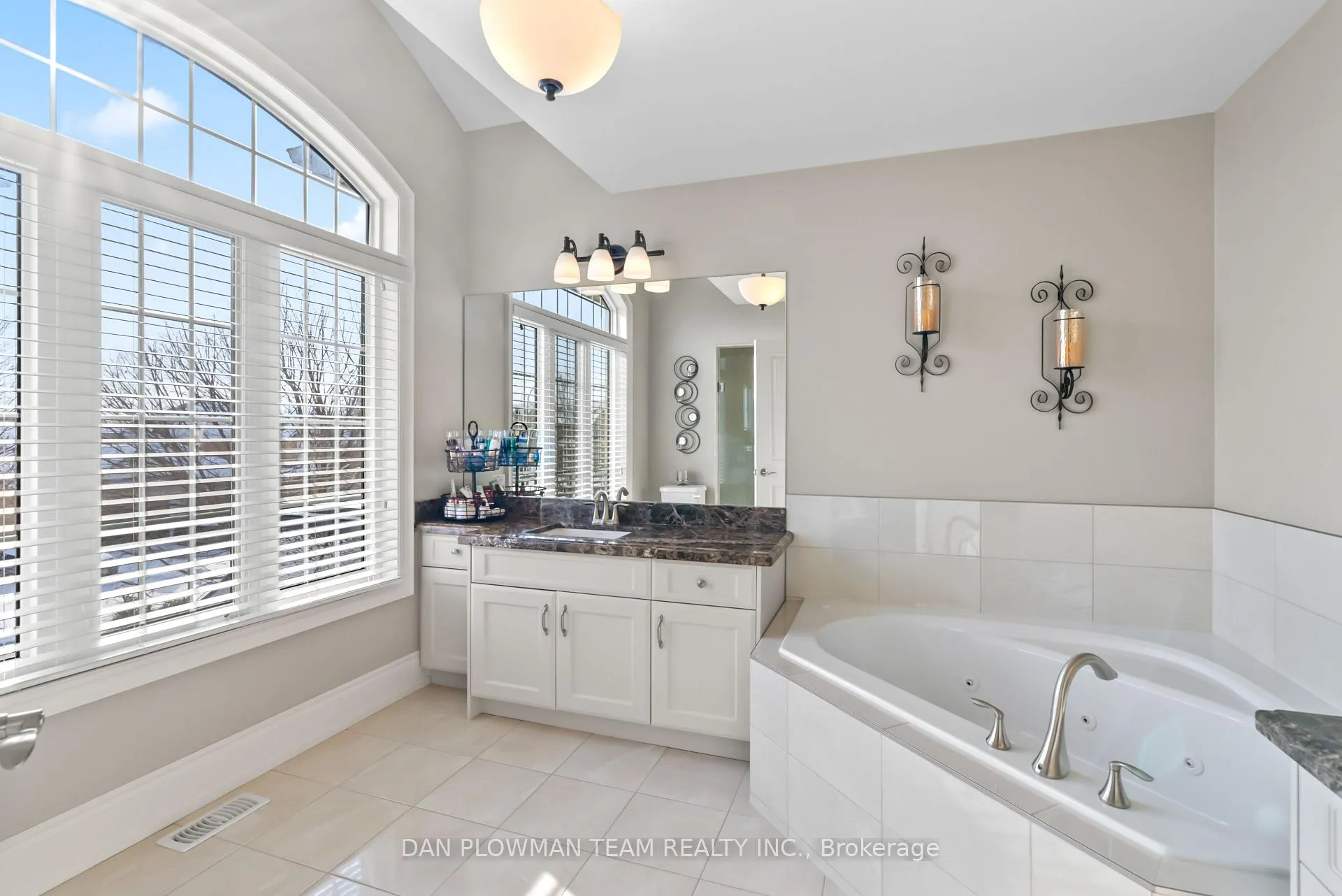 Photo 27 of 3 Serene Court, Whitby, Rolling Acres — HOMEH