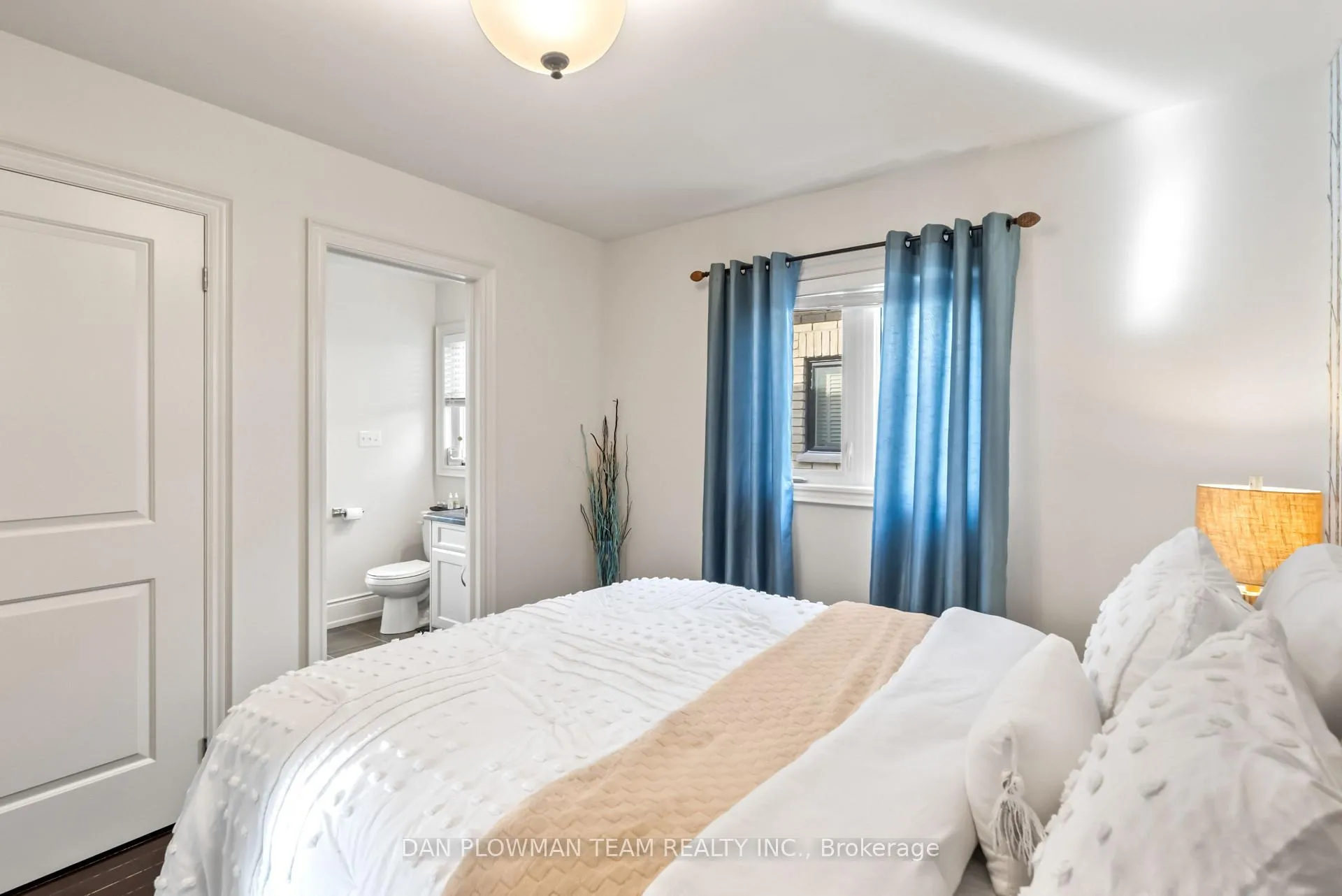 Photo 37 of 3 Serene Court, Whitby, Rolling Acres — HOMEH
