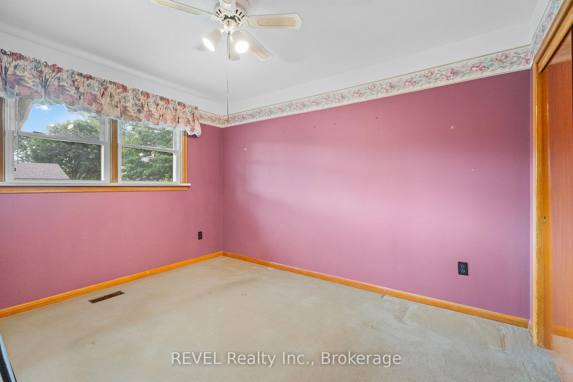 Photo 16 of 551 Alan Avenue, Welland, Prince Charles — HOMEH