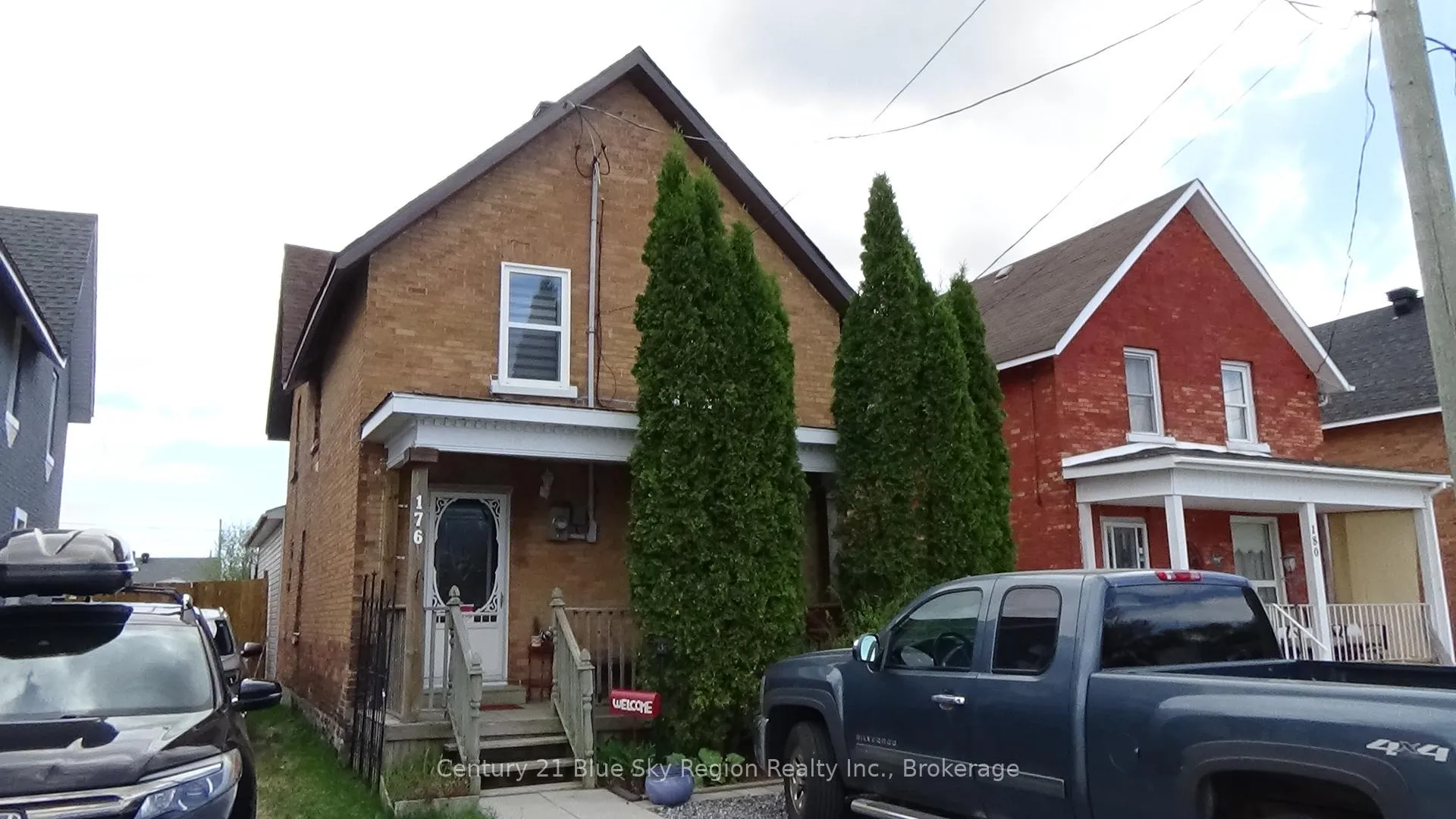 Front of 176 Church Street