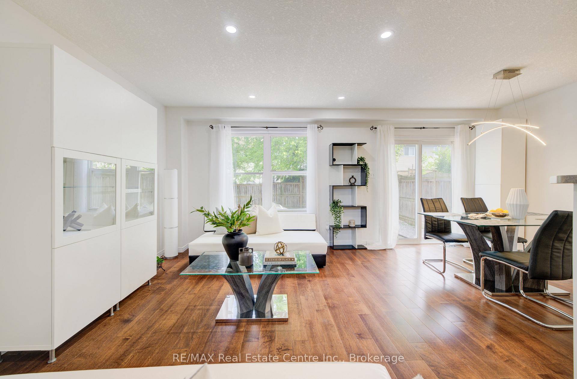 Photo 9 of 479 Trembling Aspen Avenue, Waterloo — HOMEH