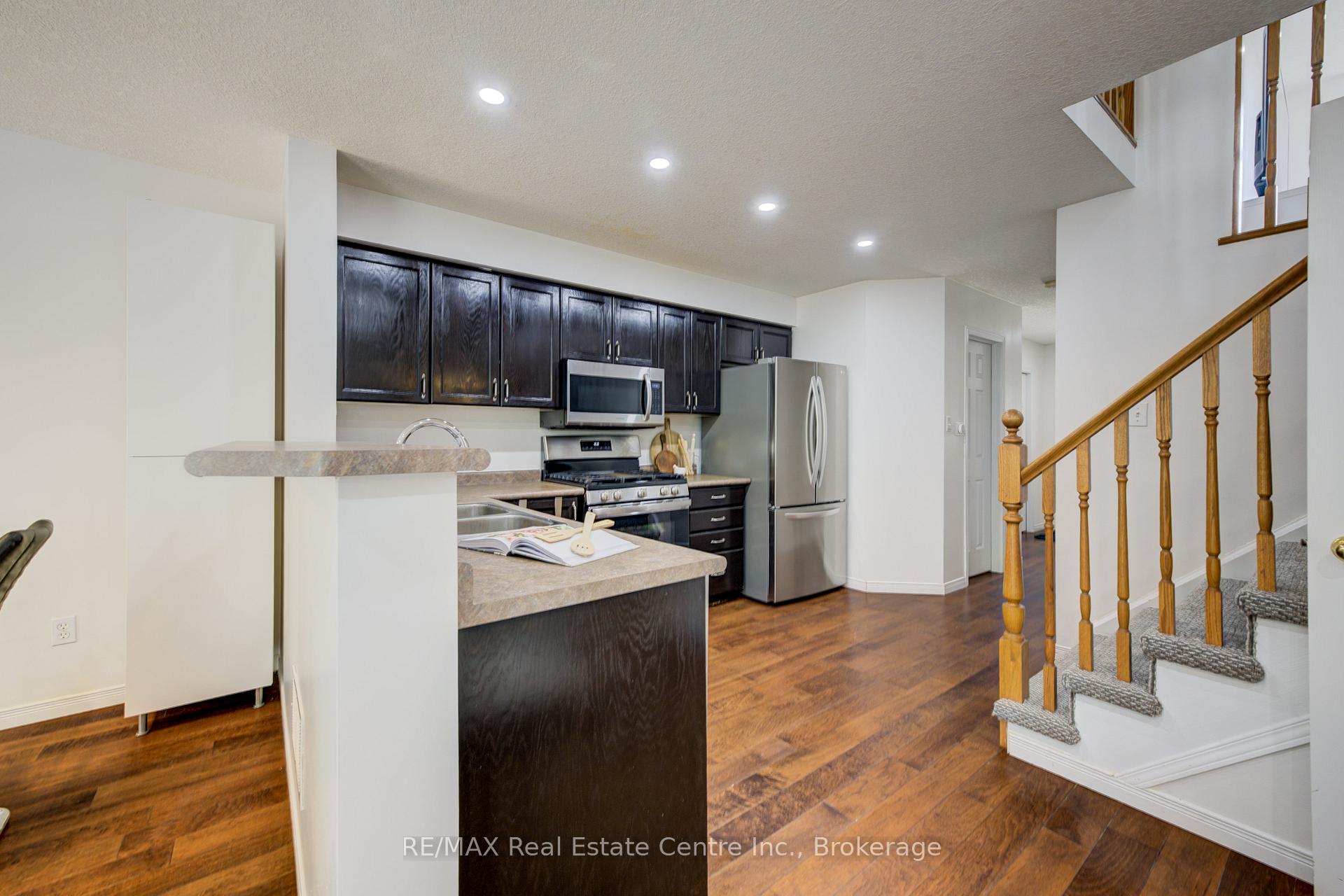 Photo 11 of 479 Trembling Aspen Avenue, Waterloo — HOMEH