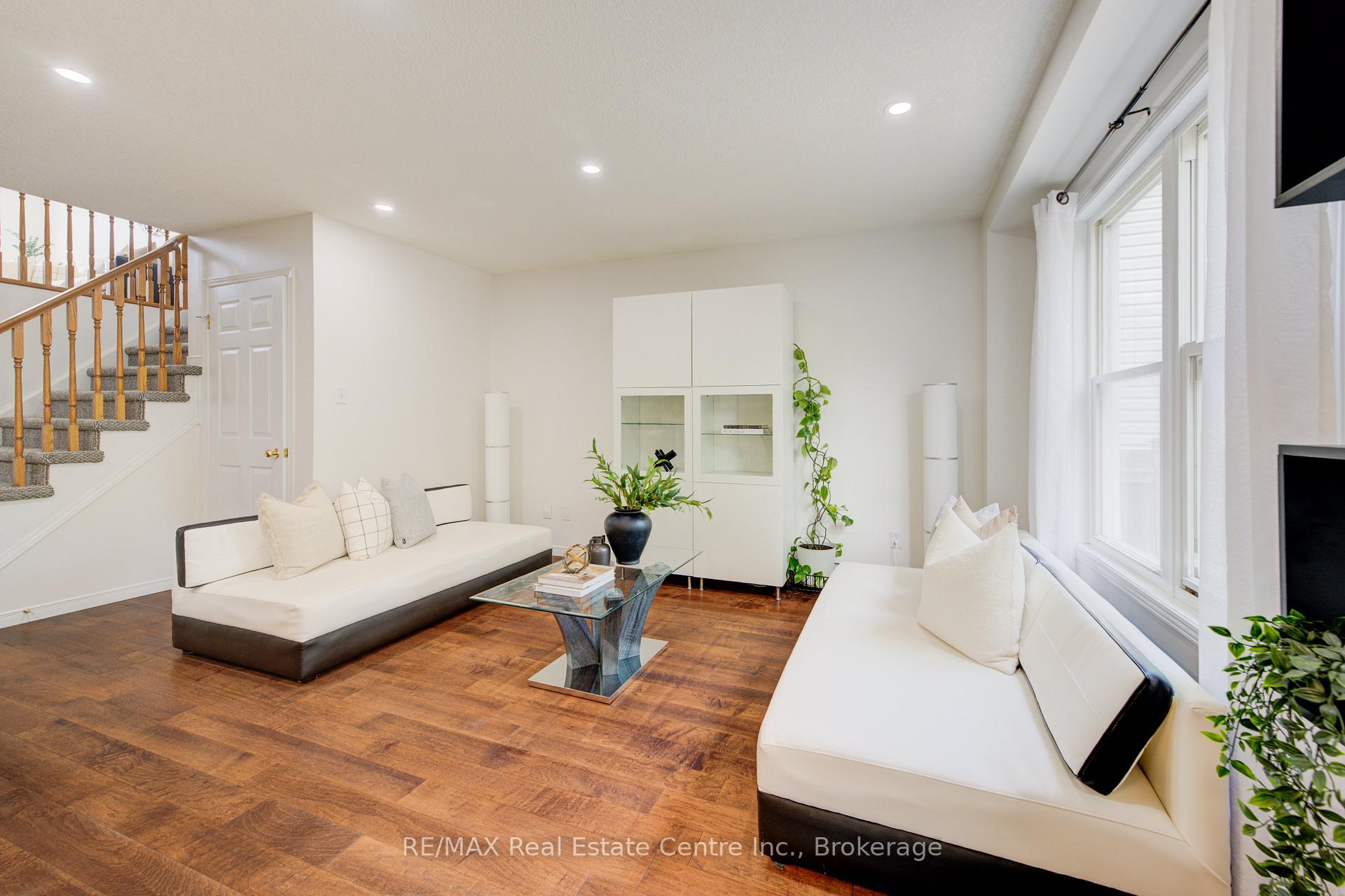 Photo 15 of 479 Trembling Aspen Avenue, Waterloo — HOMEH