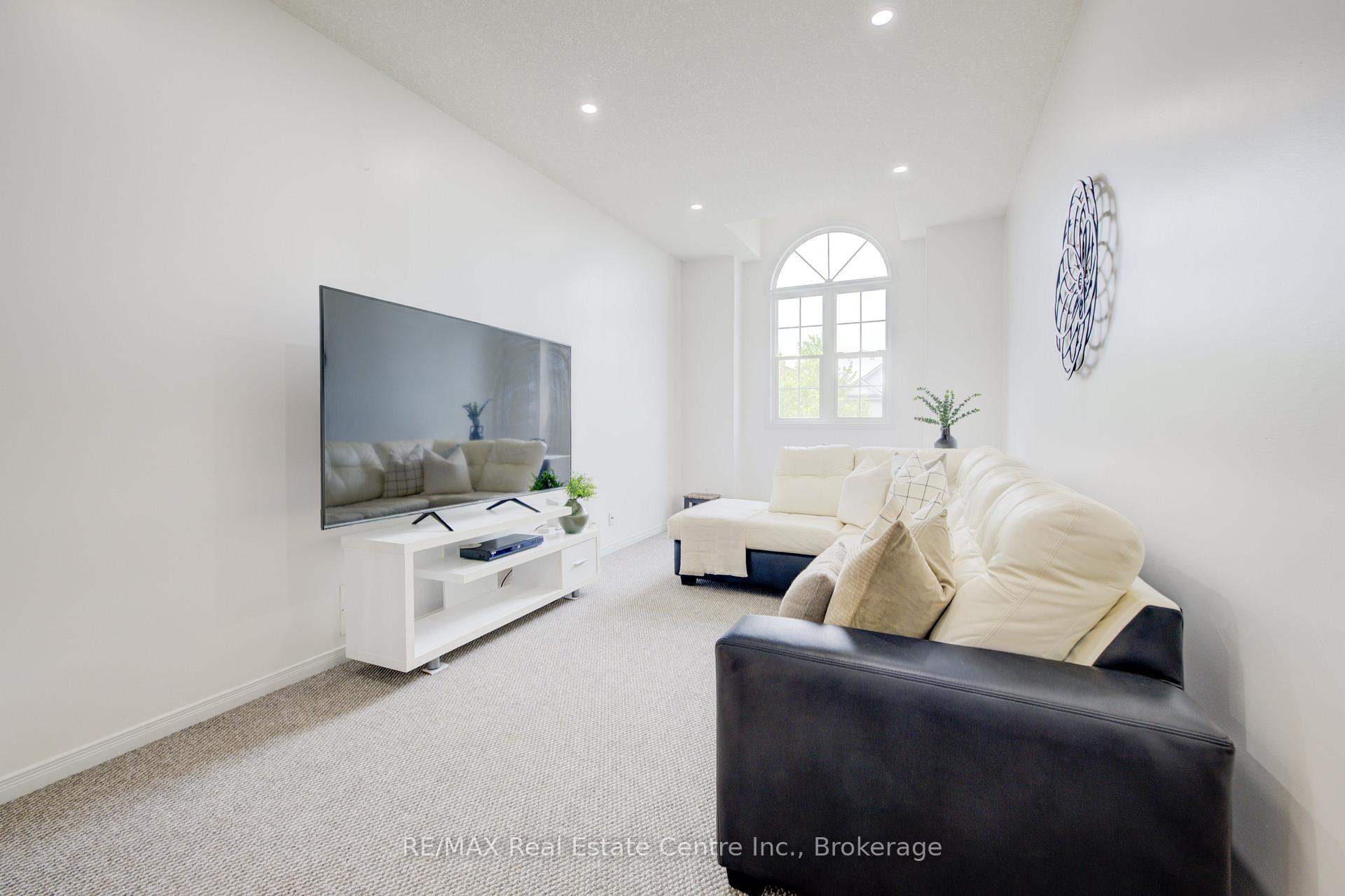Photo 20 of 479 Trembling Aspen Avenue, Waterloo — HOMEH