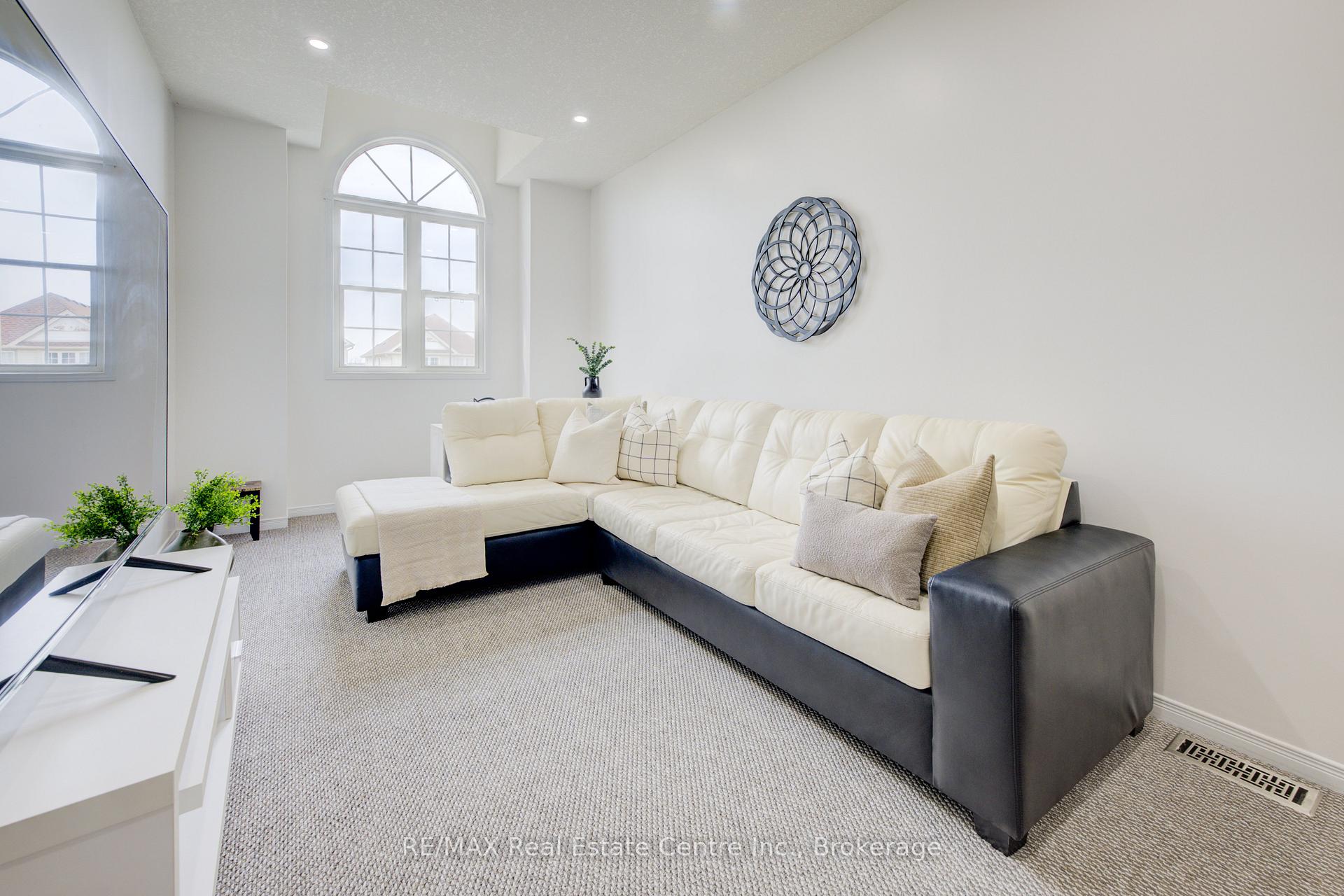 Photo 21 of 479 Trembling Aspen Avenue, Waterloo — HOMEH