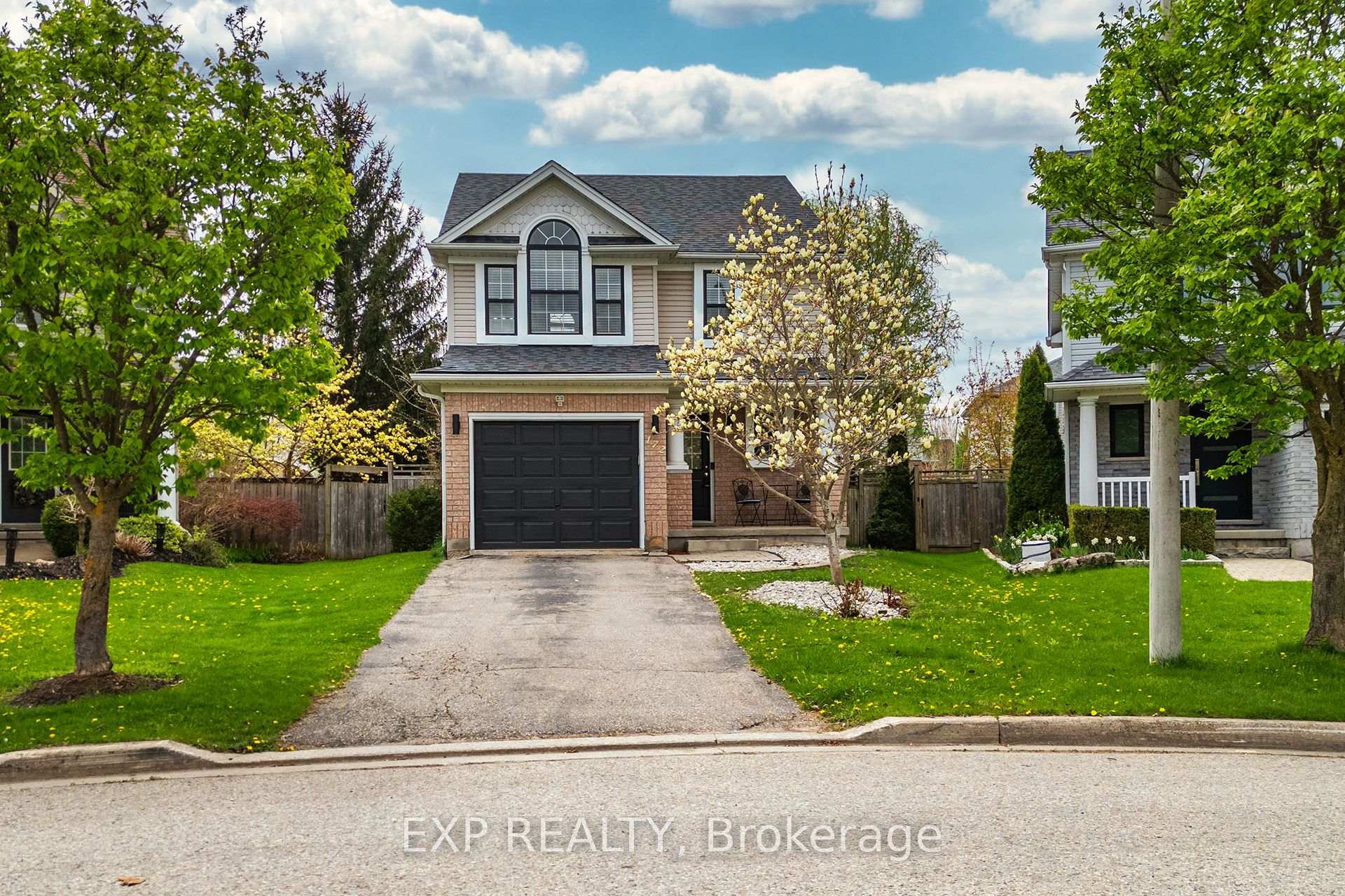 Photo 1 of 172 Dalecroft Place, Waterloo, Laurelwood — HOMEH