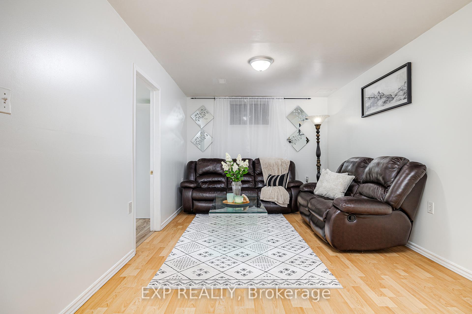 Photo 22 of 172 Dalecroft Place, Waterloo, Laurelwood — HOMEH