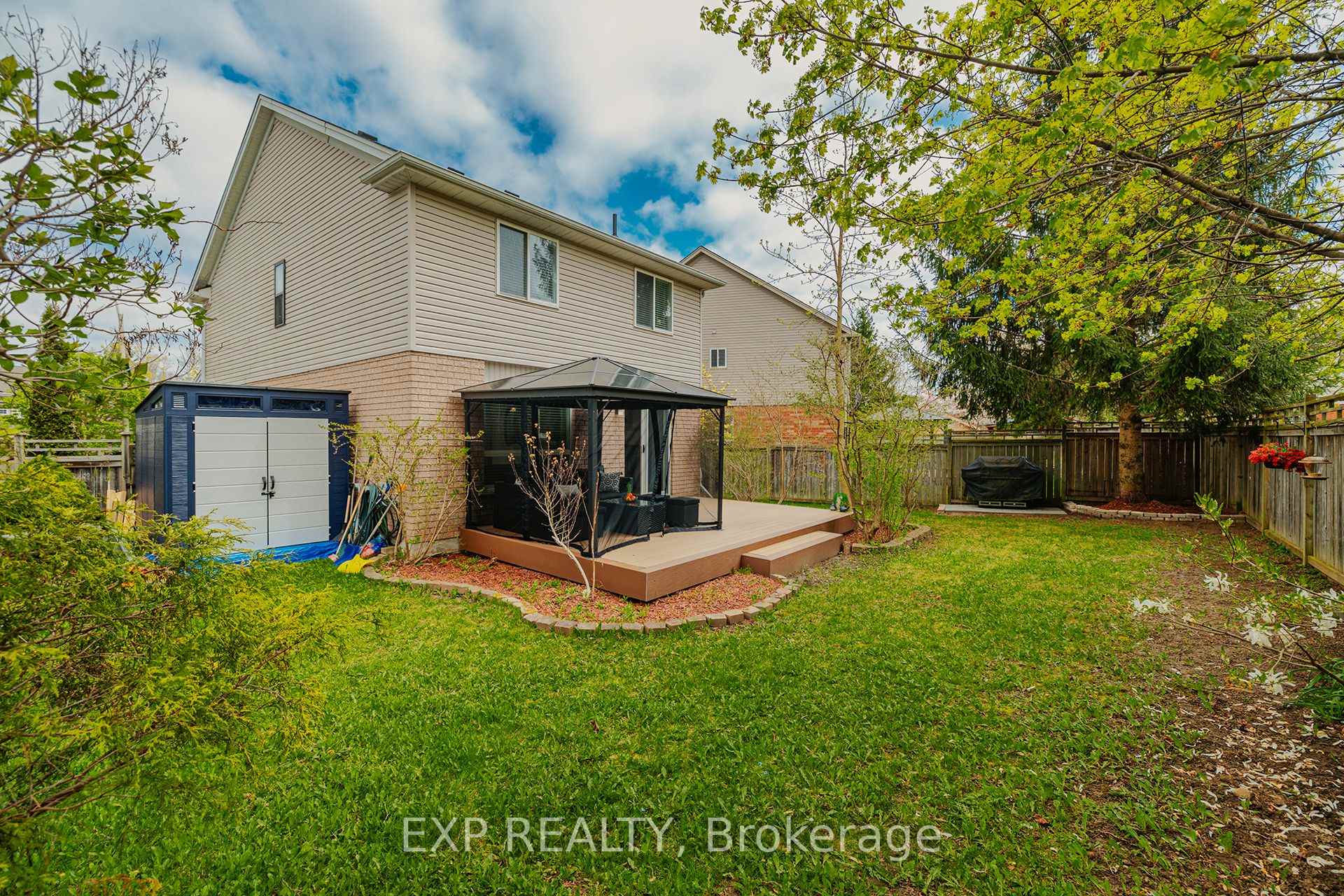 Photo 26 of 172 Dalecroft Place, Waterloo, Laurelwood — HOMEH